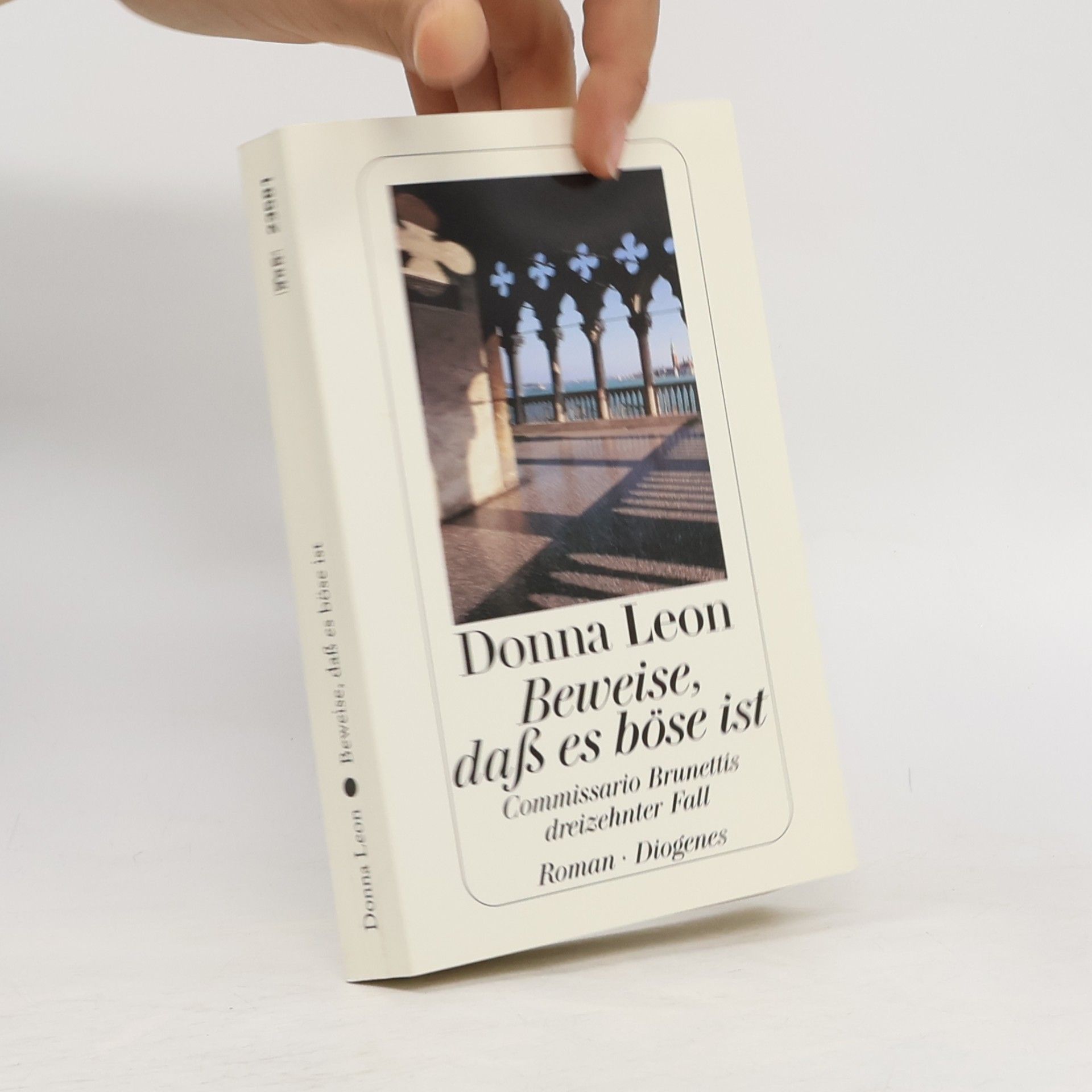 Donna Leon Beweise, daß es böse ist