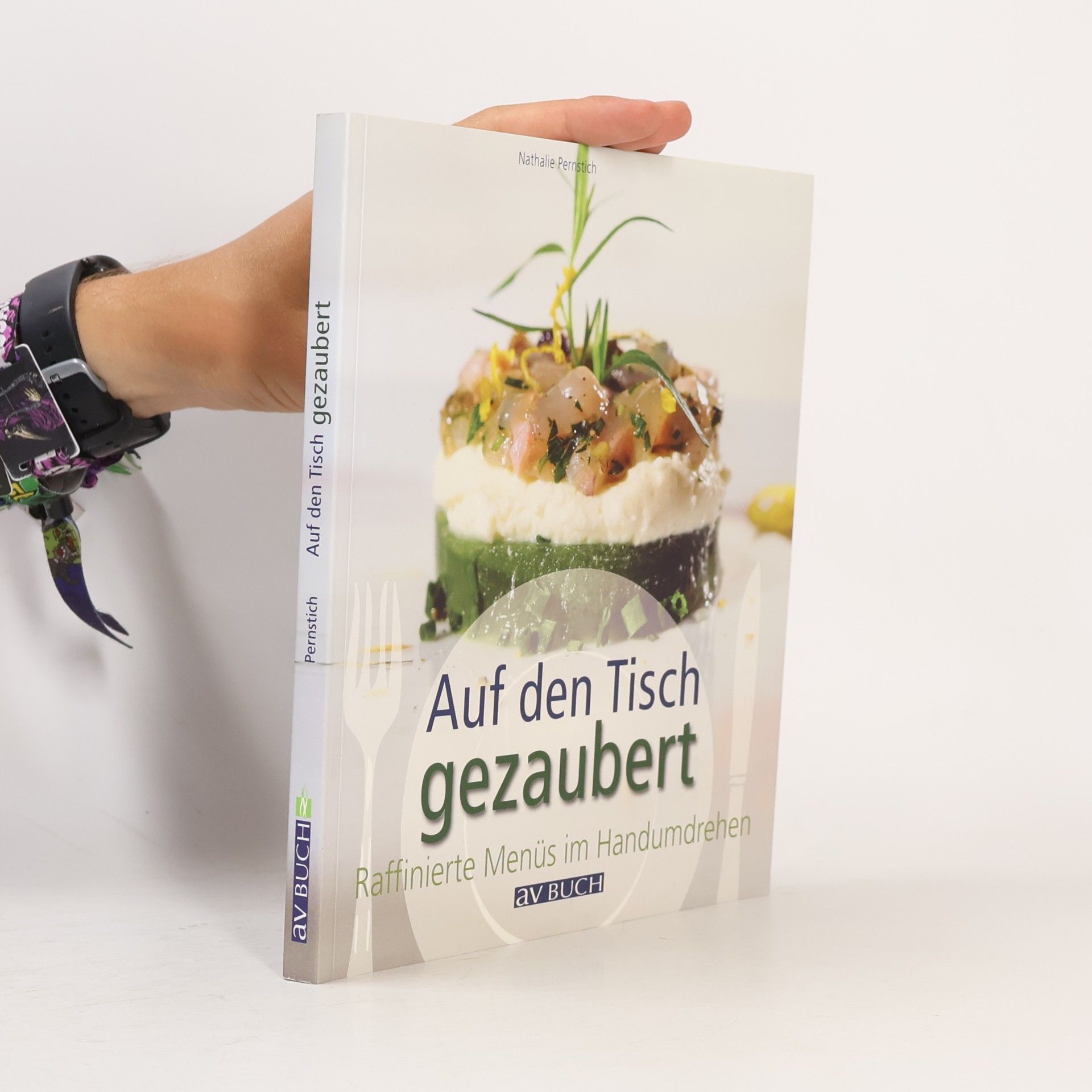 Nathalie Pernstich Auf den Tisch gezaubert