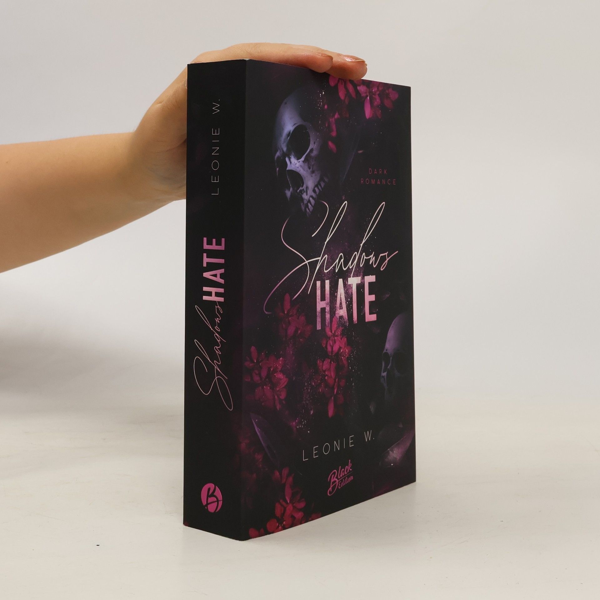 Leonie W. Shadow's Hate