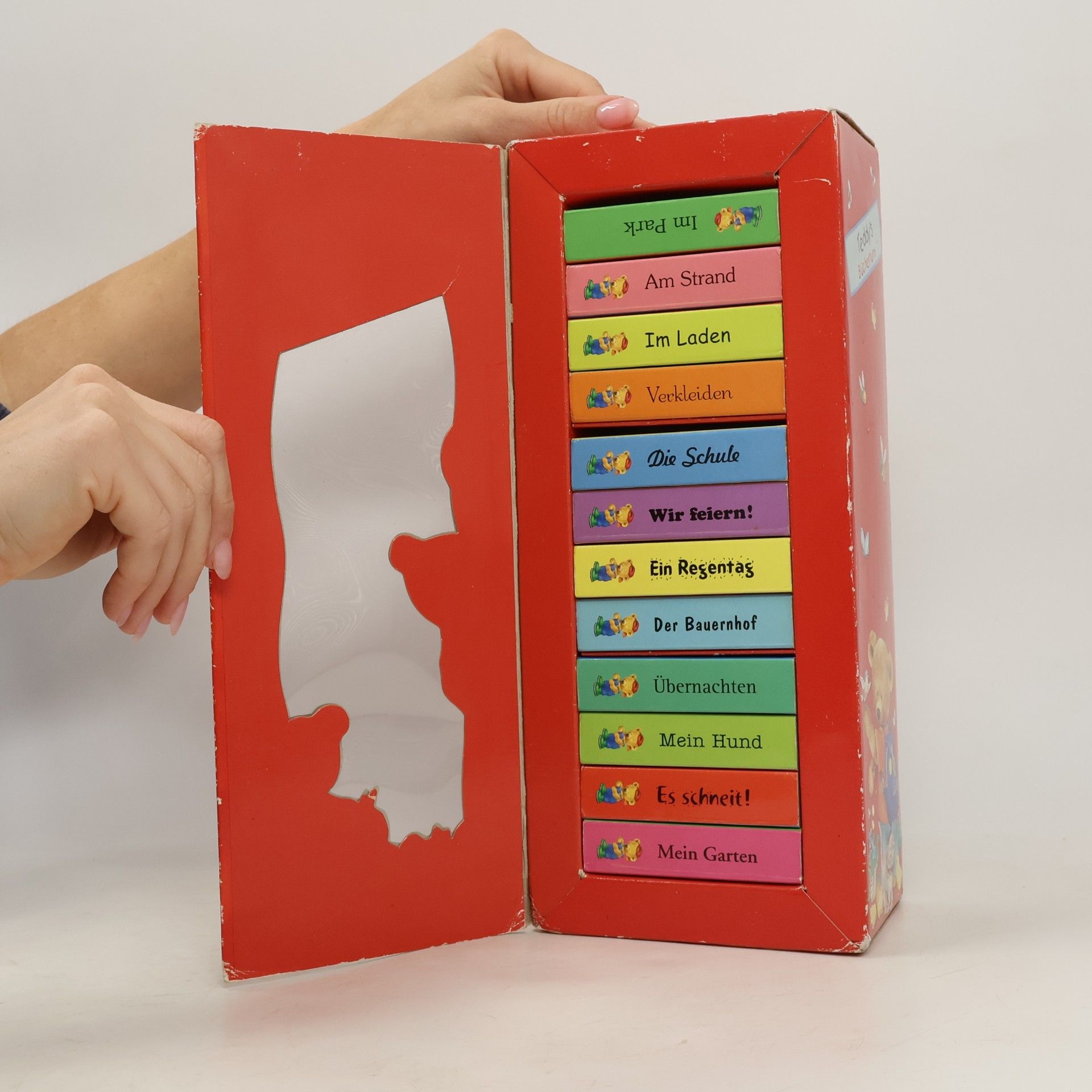 Lee Krutop Teddy's Bücherturm