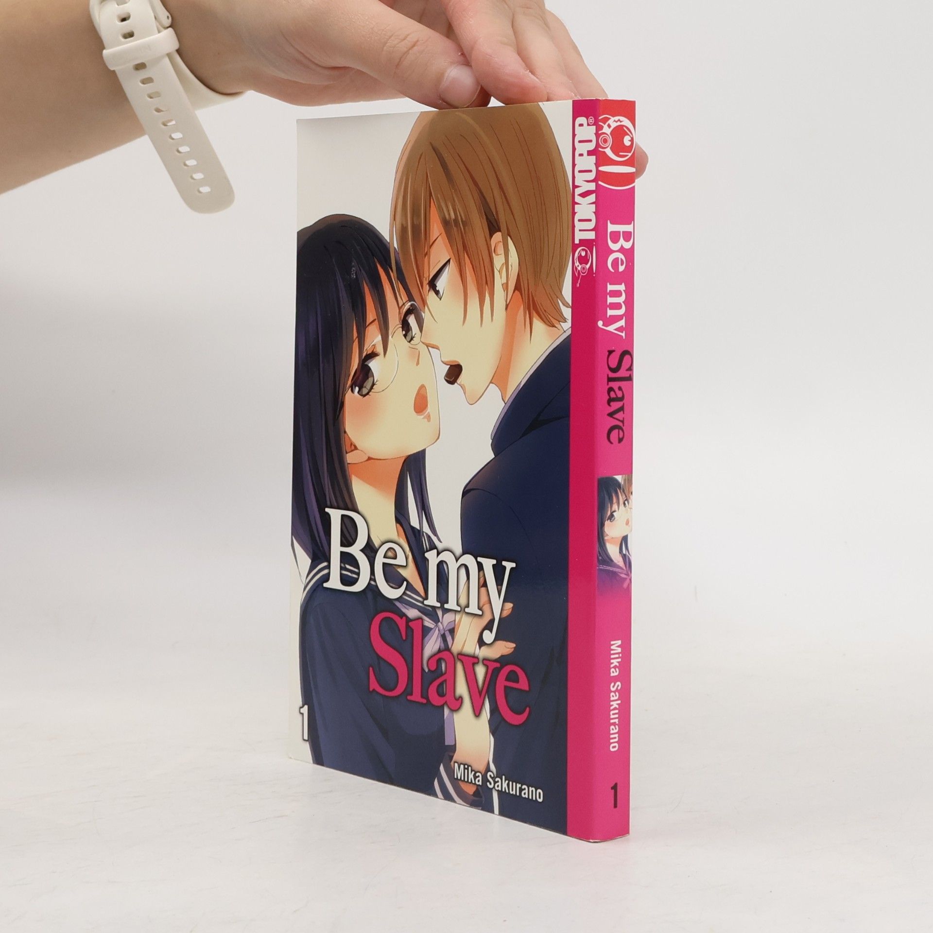 Mika Sakurano Be my Slave 01