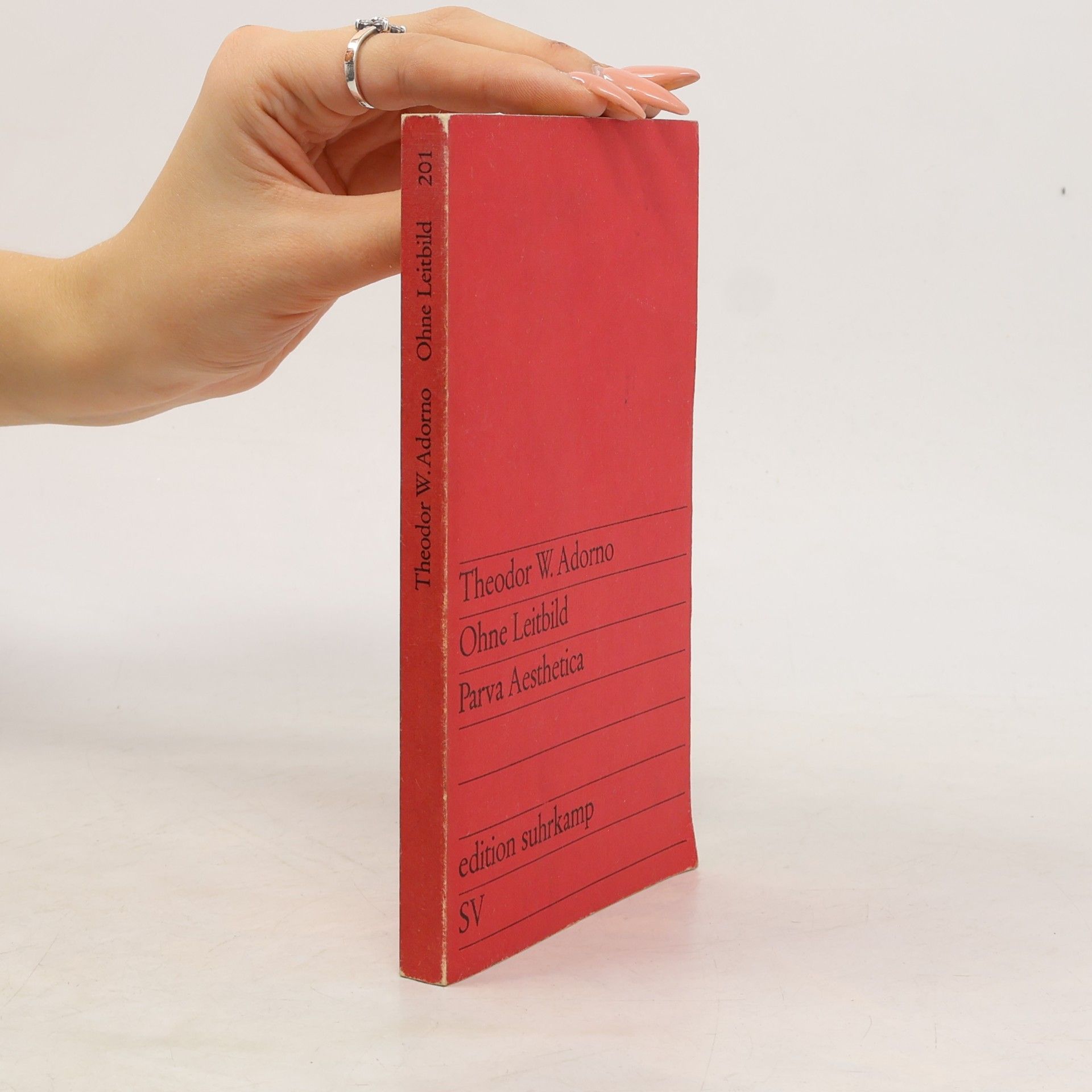 Theodor W. Adorno Ohne Leitbild. Parva Aesthetica