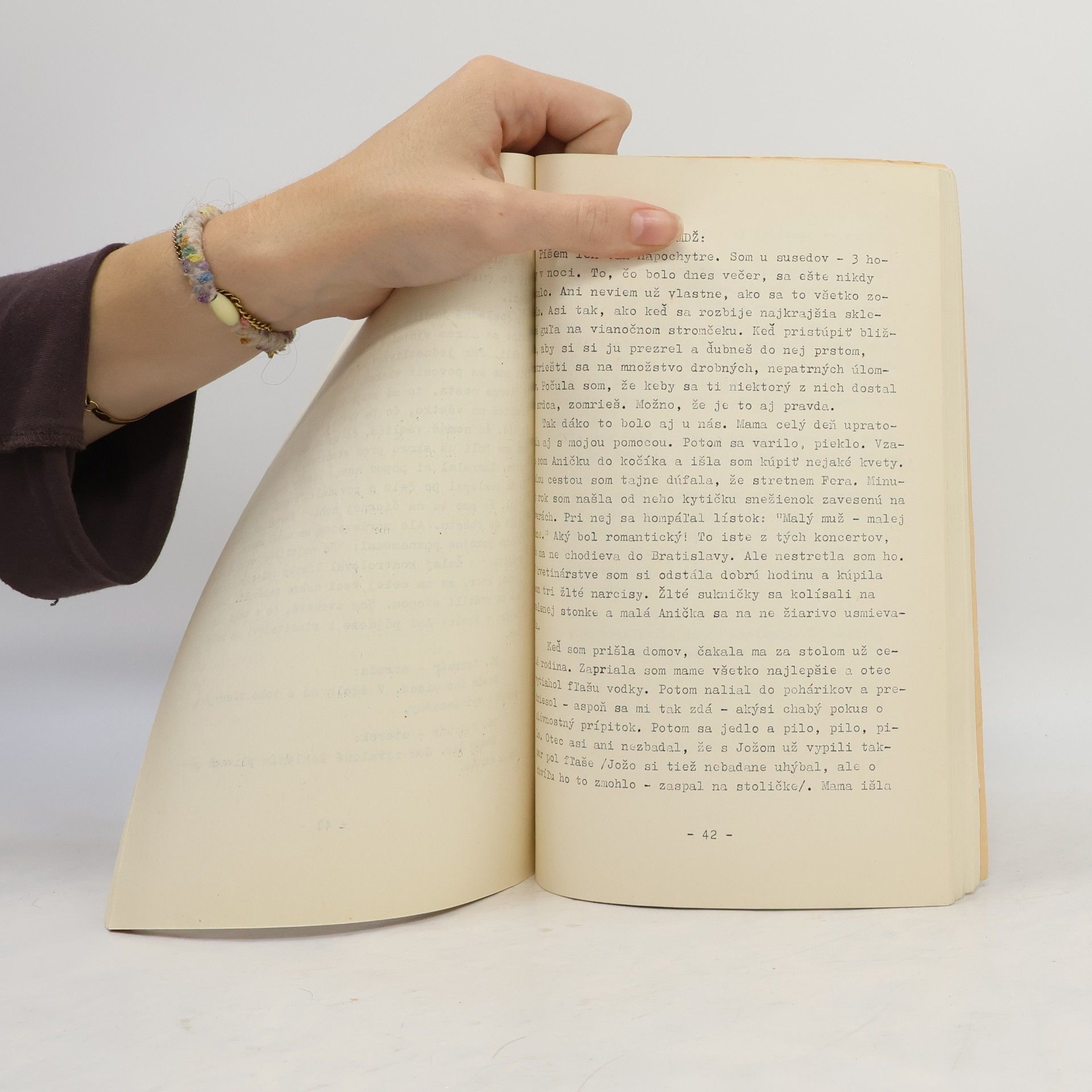 Various authors LITERÁRNA SÚŤAŽ DETÍ ' 80