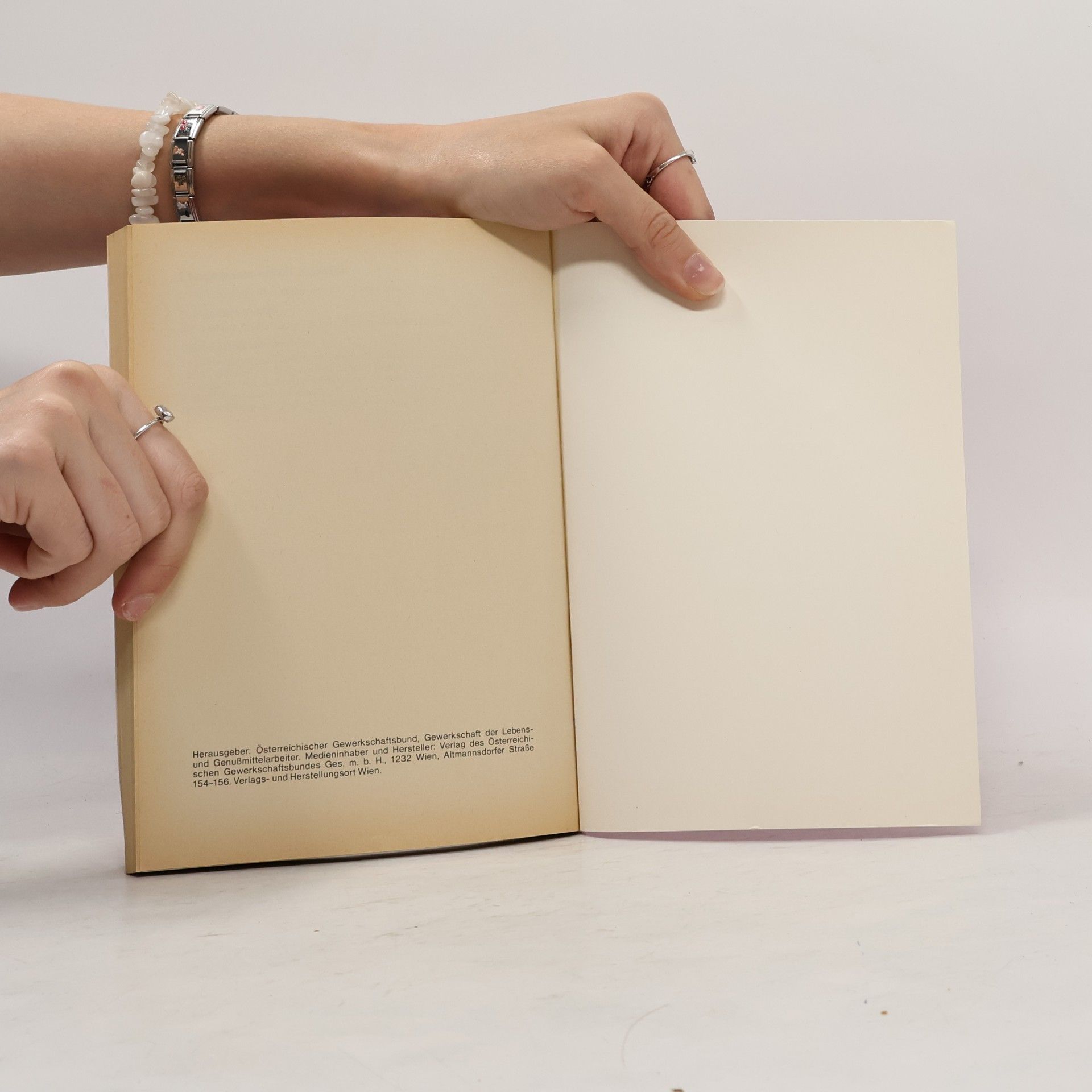 kolektiv Jahrbuch 1981/82