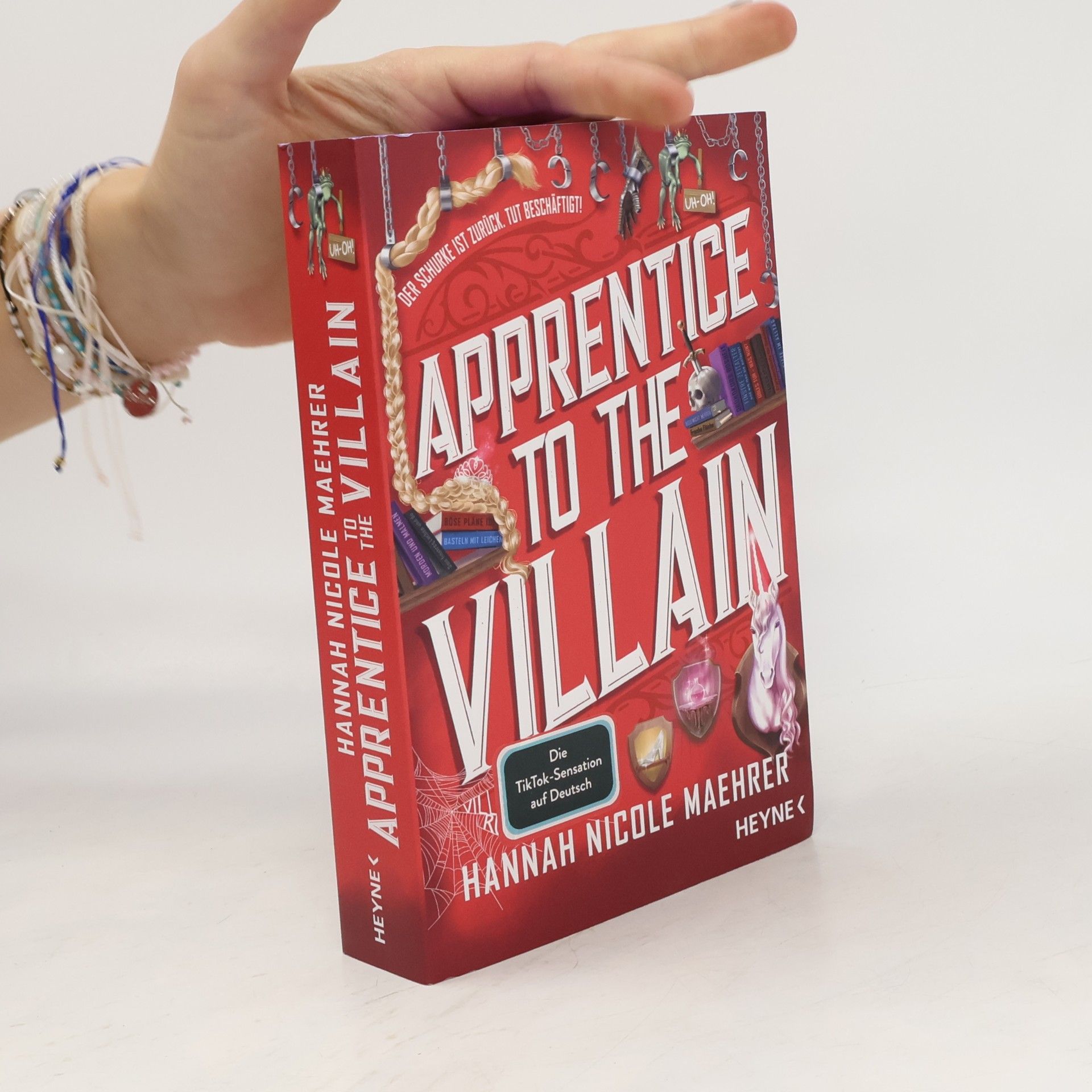 Hannah Nicole Maehrer Apprentice to the Villain