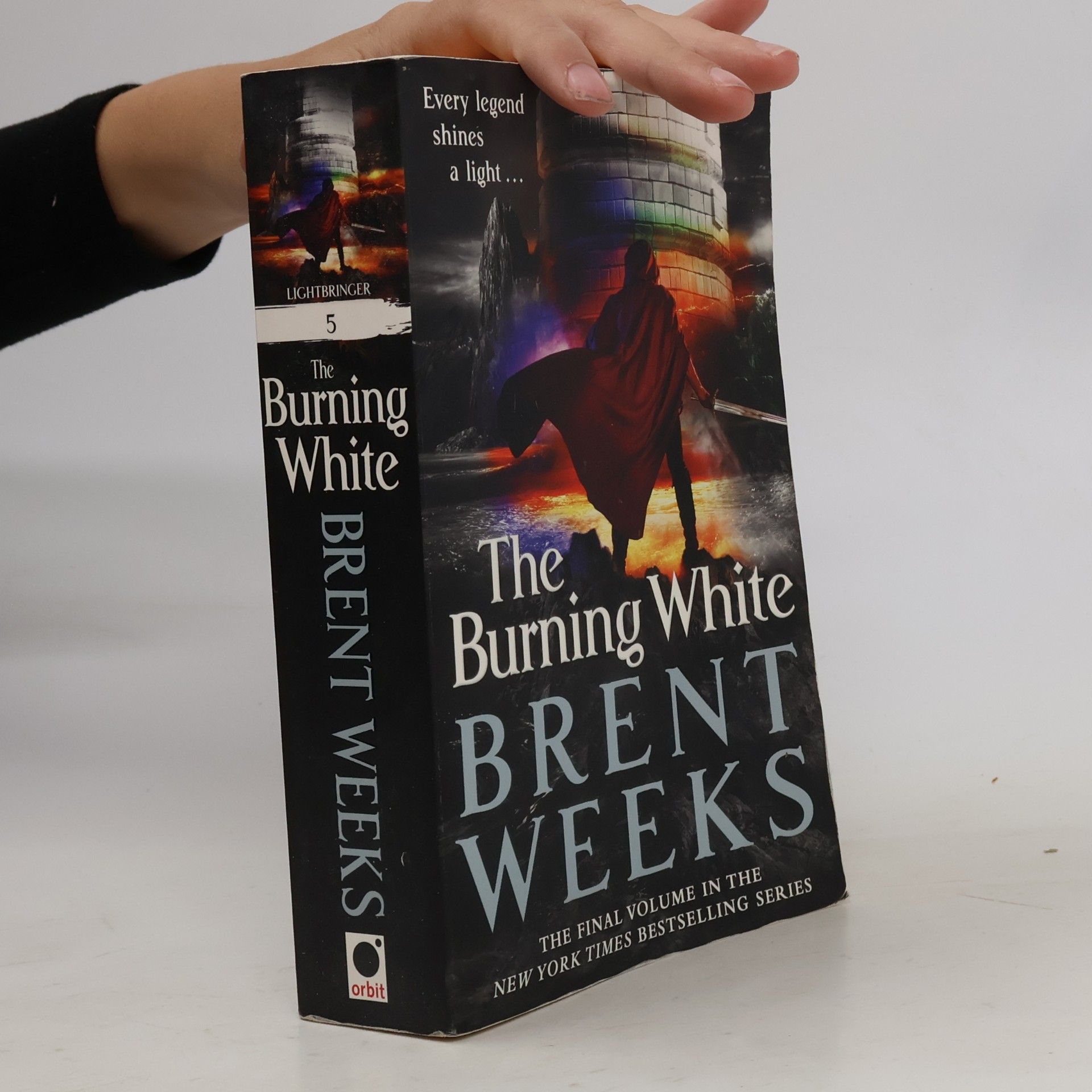 Brent Weeks The Burning White