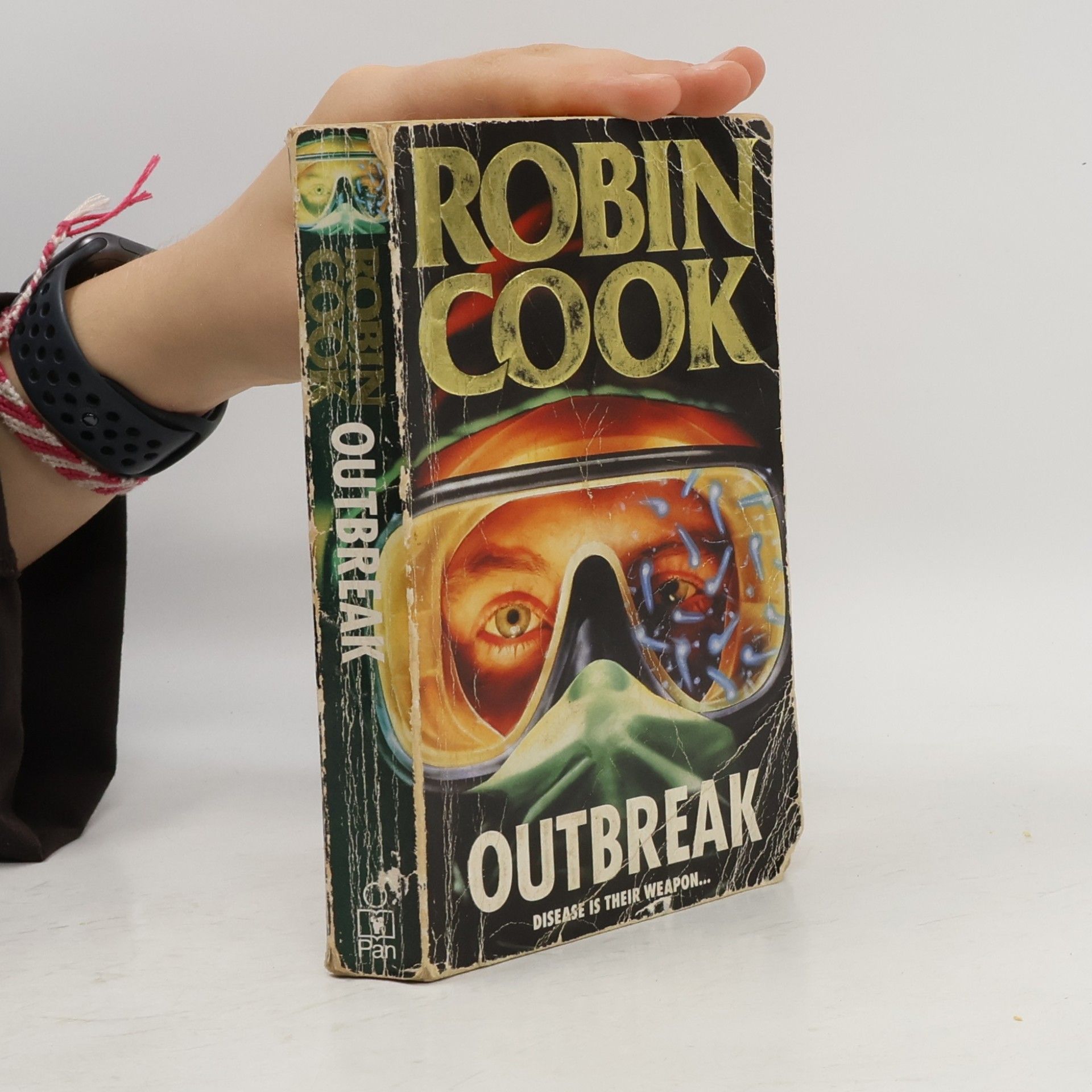Robin Cook Outbreak. Disease is Their Weapon...