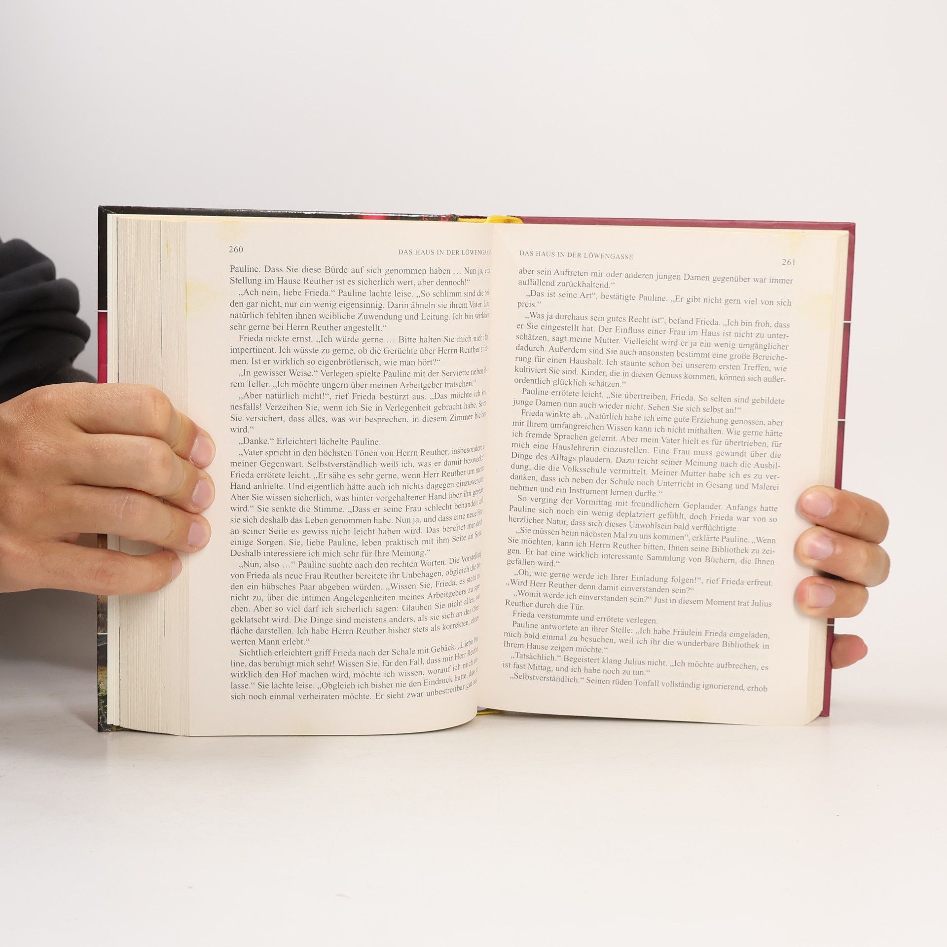Michael Connelly Auswahlbücher. Sein letzer Aufrag. Das Haus in der Löwengasse. Hünter des Todes. Agatha Raisin und der tote Richter