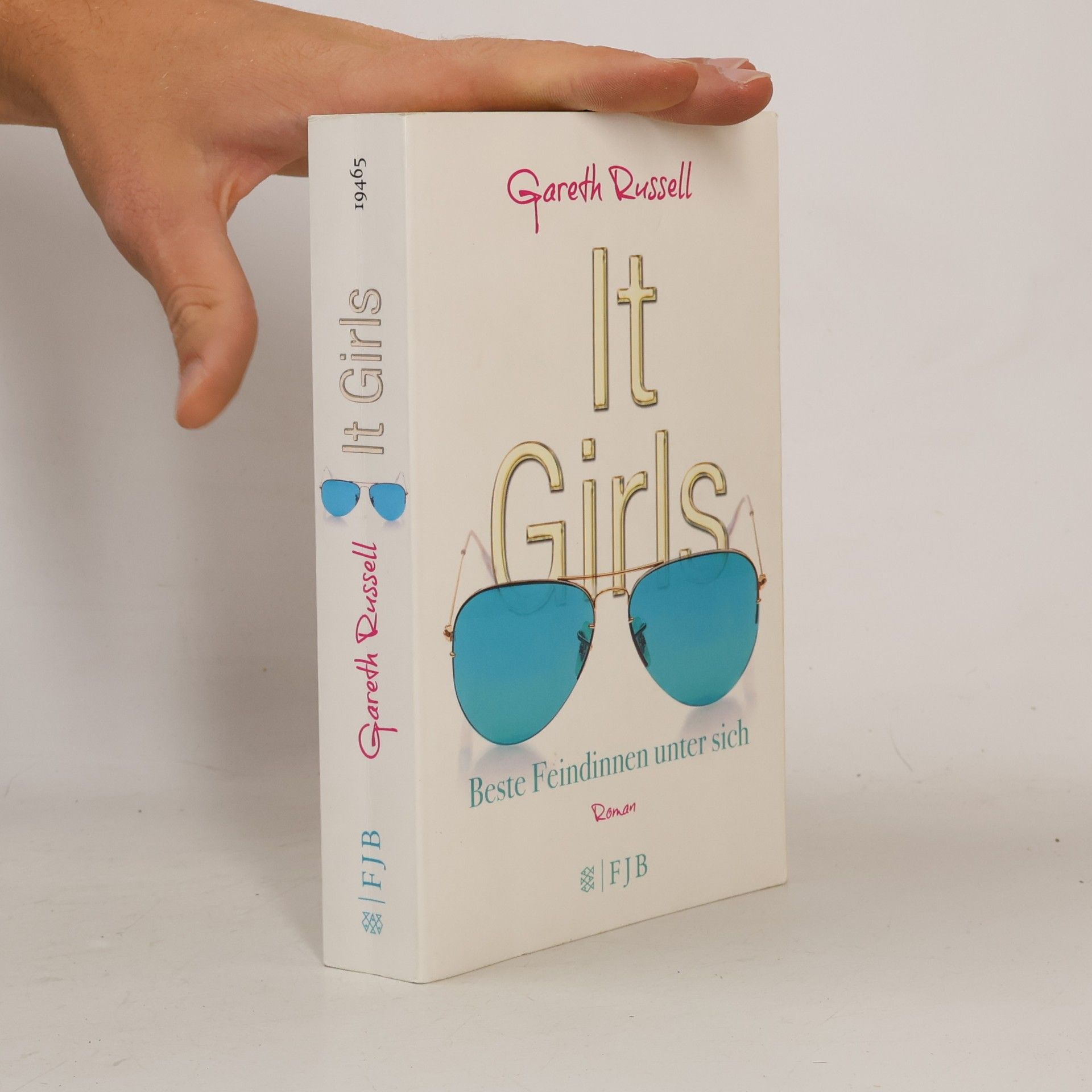 Gareth Russell It-Girls