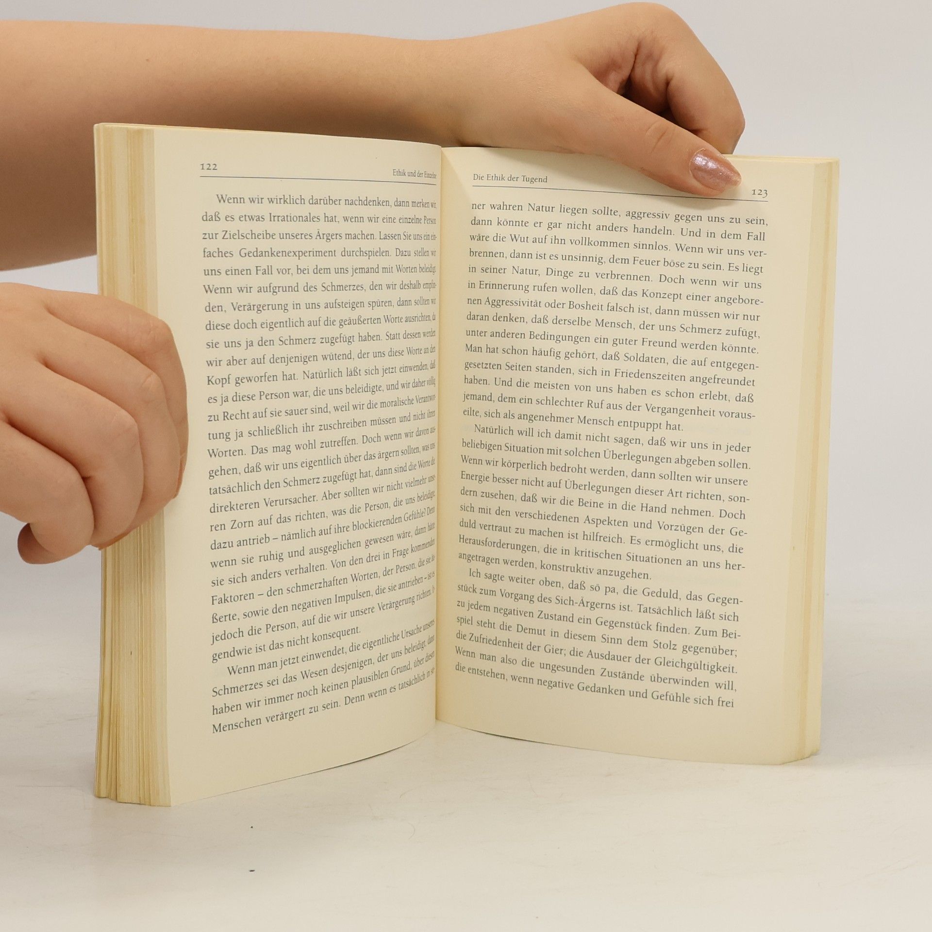 Dalai XIV Lama Das Buch der Menschlichkeit