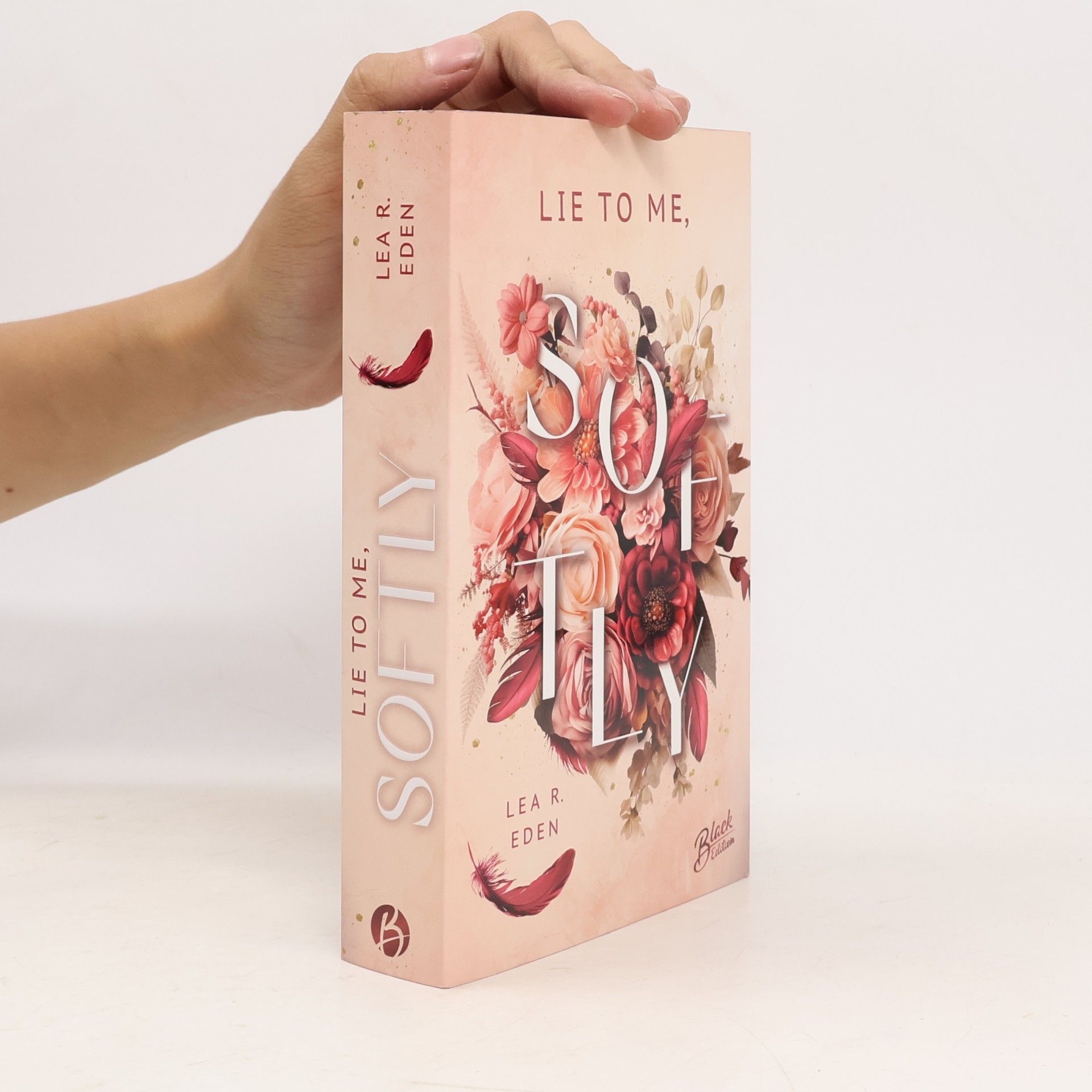 Lea R. Eden Lie to Me, Softly