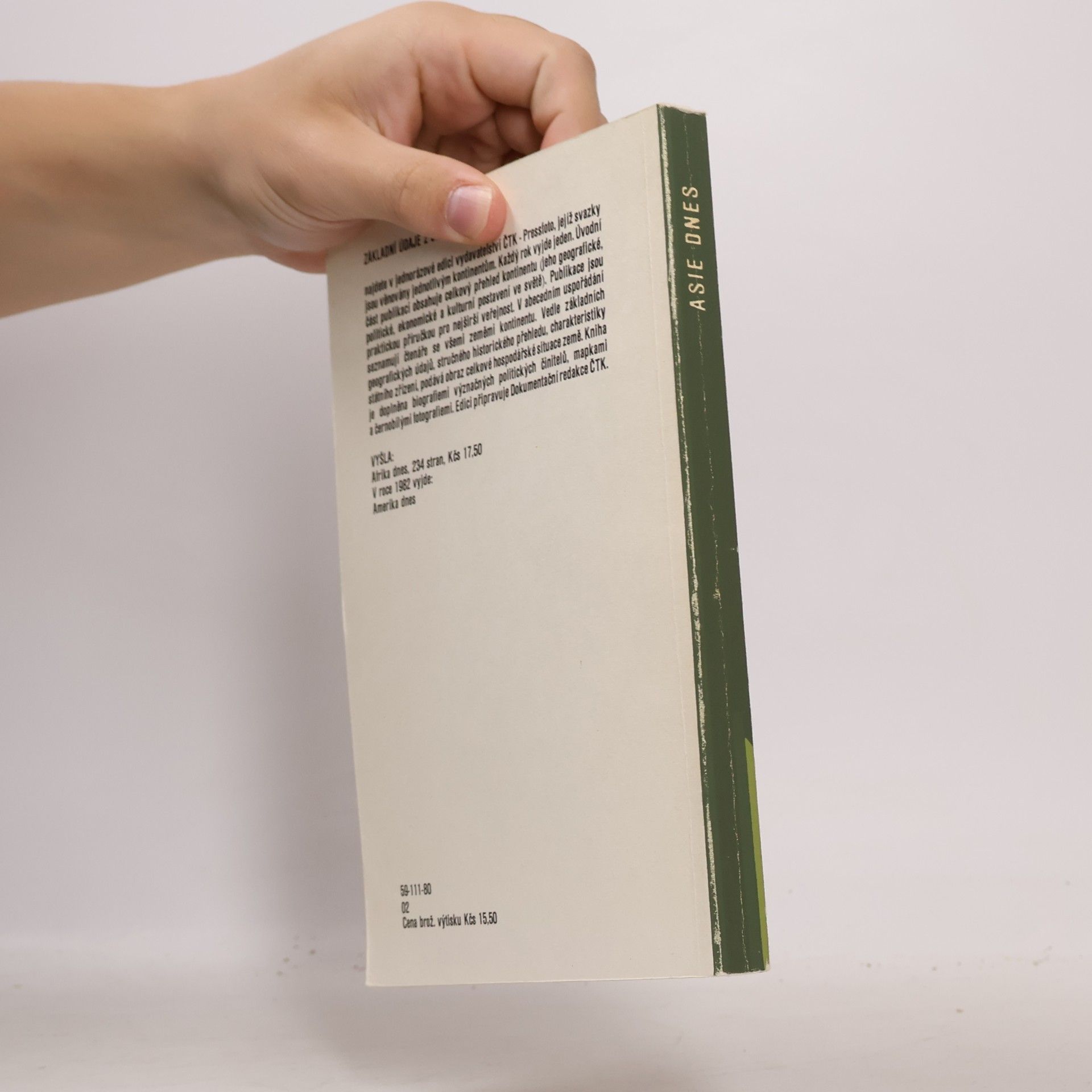 Autorenkollektiv Asie dnes