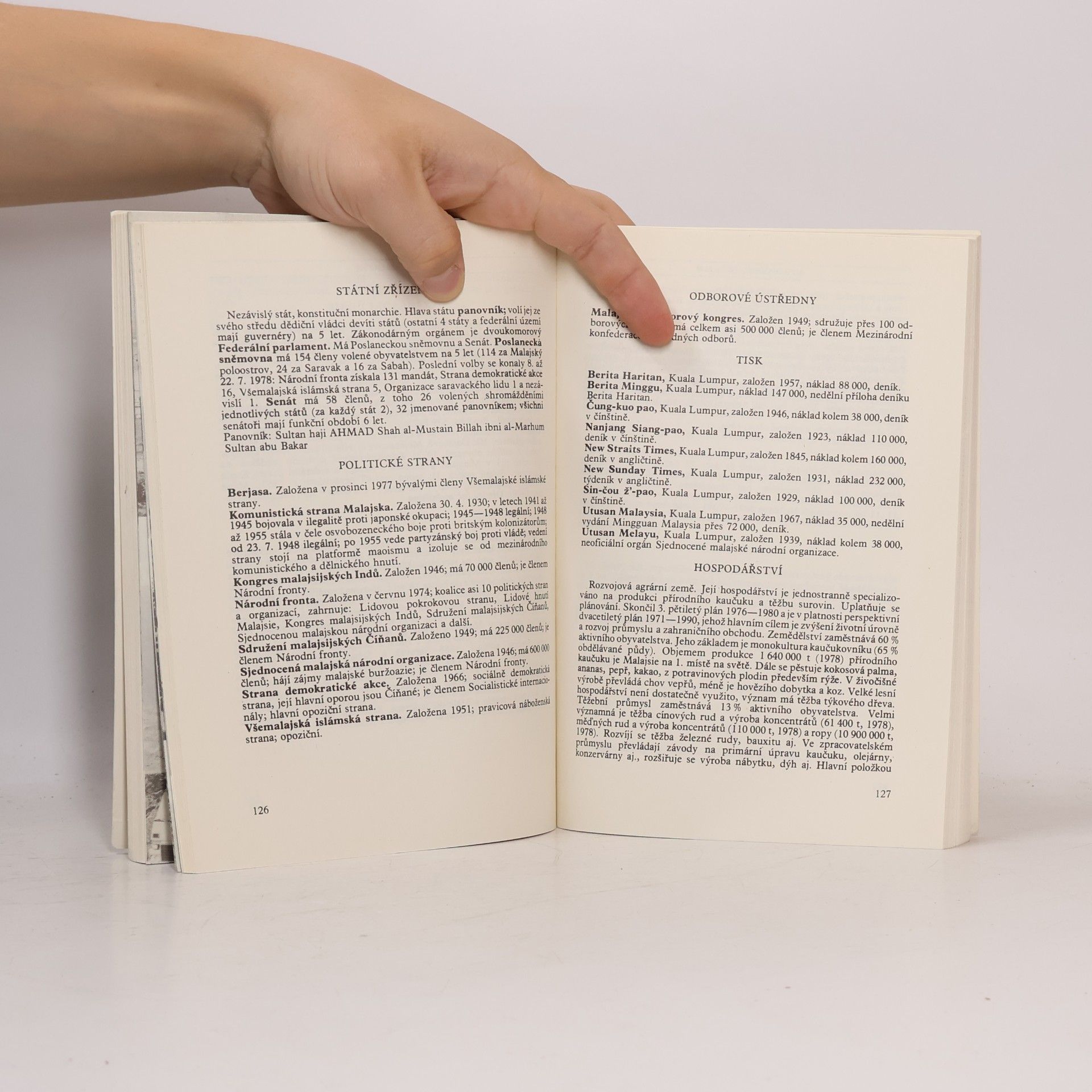 Autorenkollektiv Asie dnes