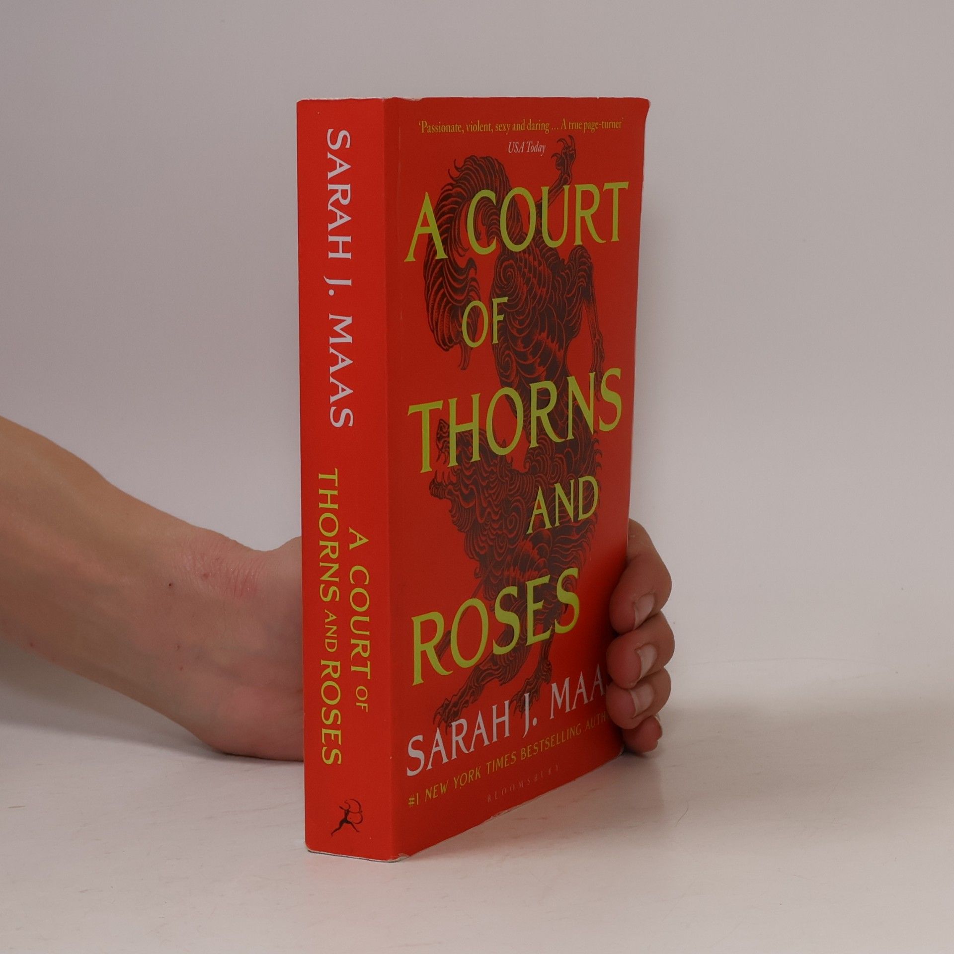 A Court of Thorns and Roses