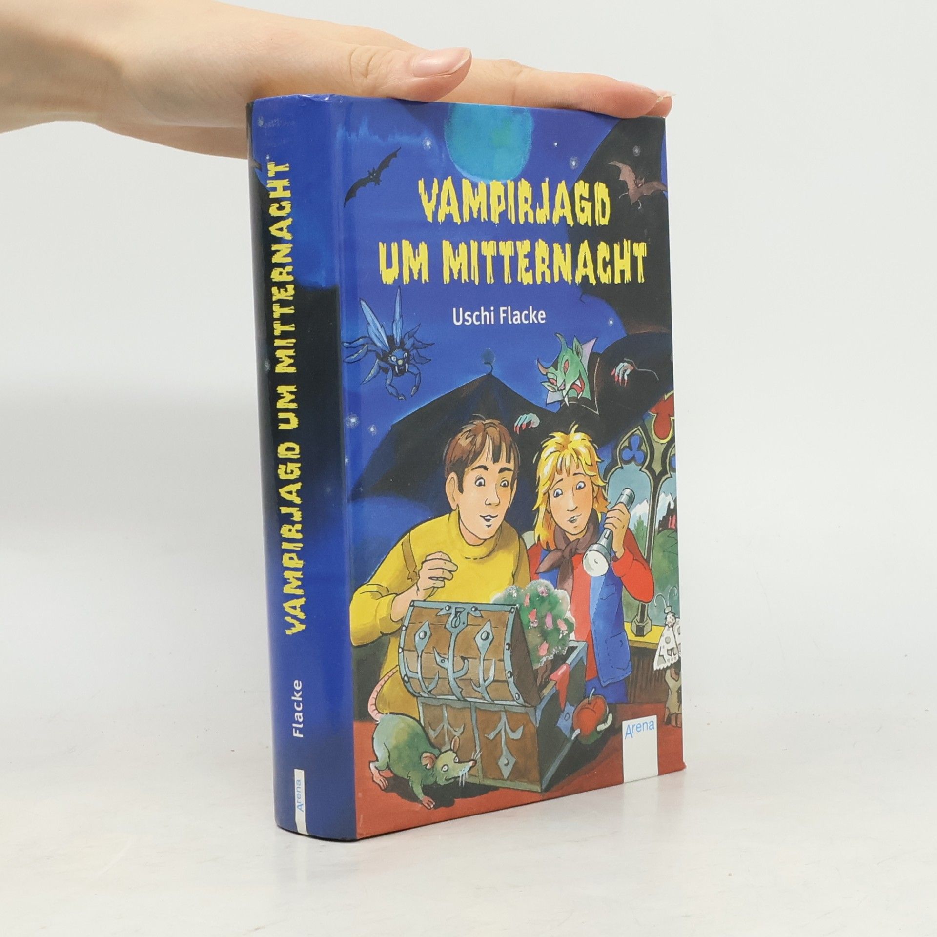 Vampirjagd um Mitternacht. Vampirjagd auf Sylvana; Das Geheimnis der alten Burg; Die Wasserhand. Drei Roman in e. Bd.