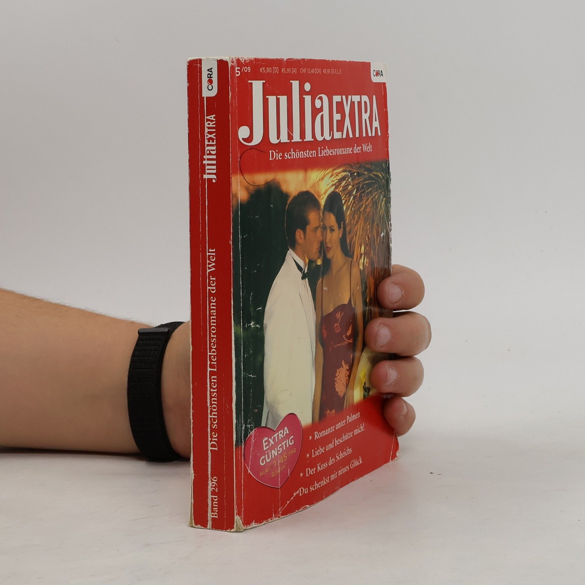 Julia EXTRA