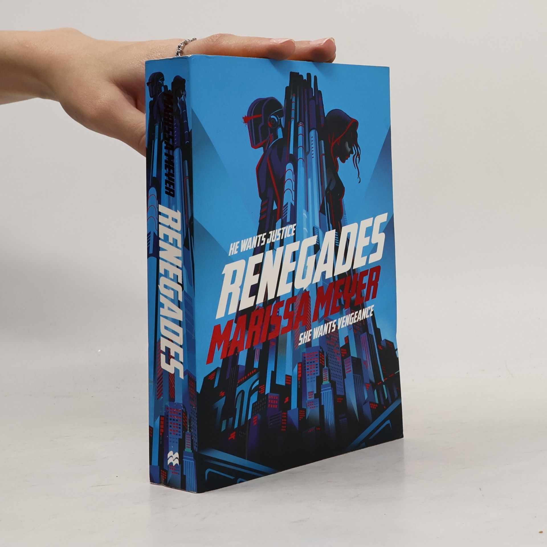 Marissa Meyer Renegades