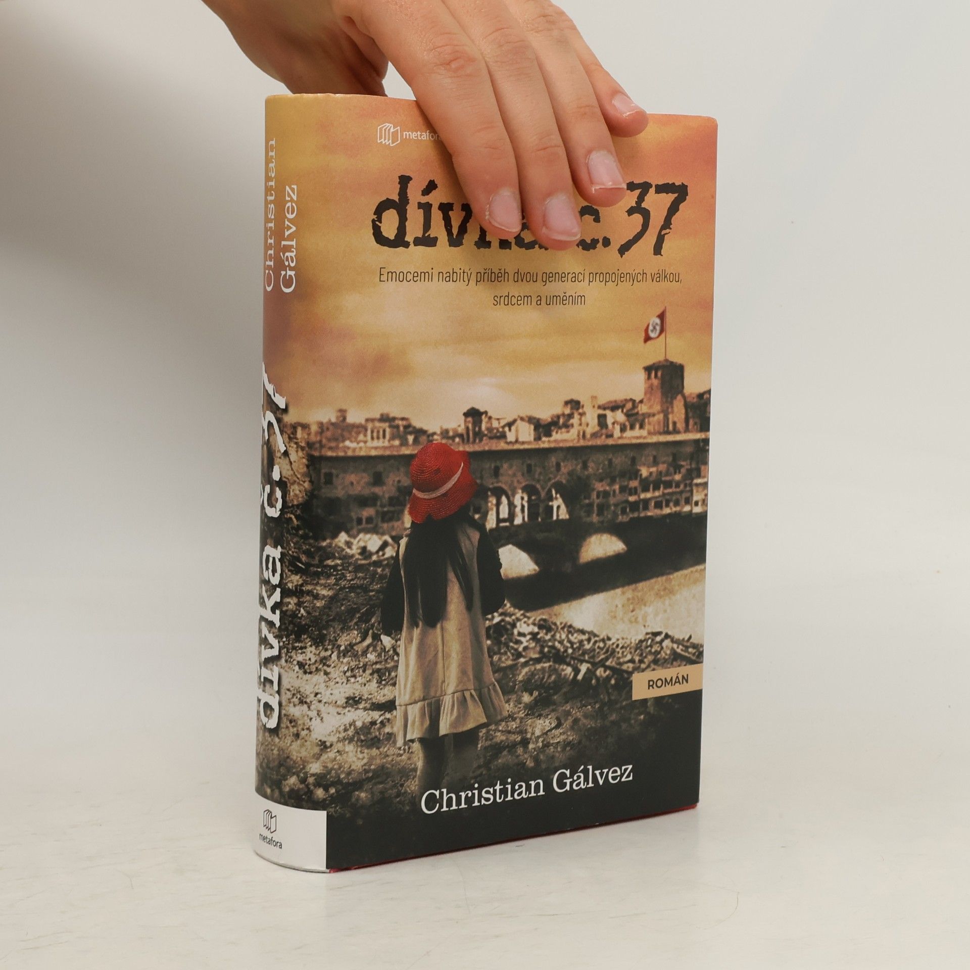 Dívka č. 37