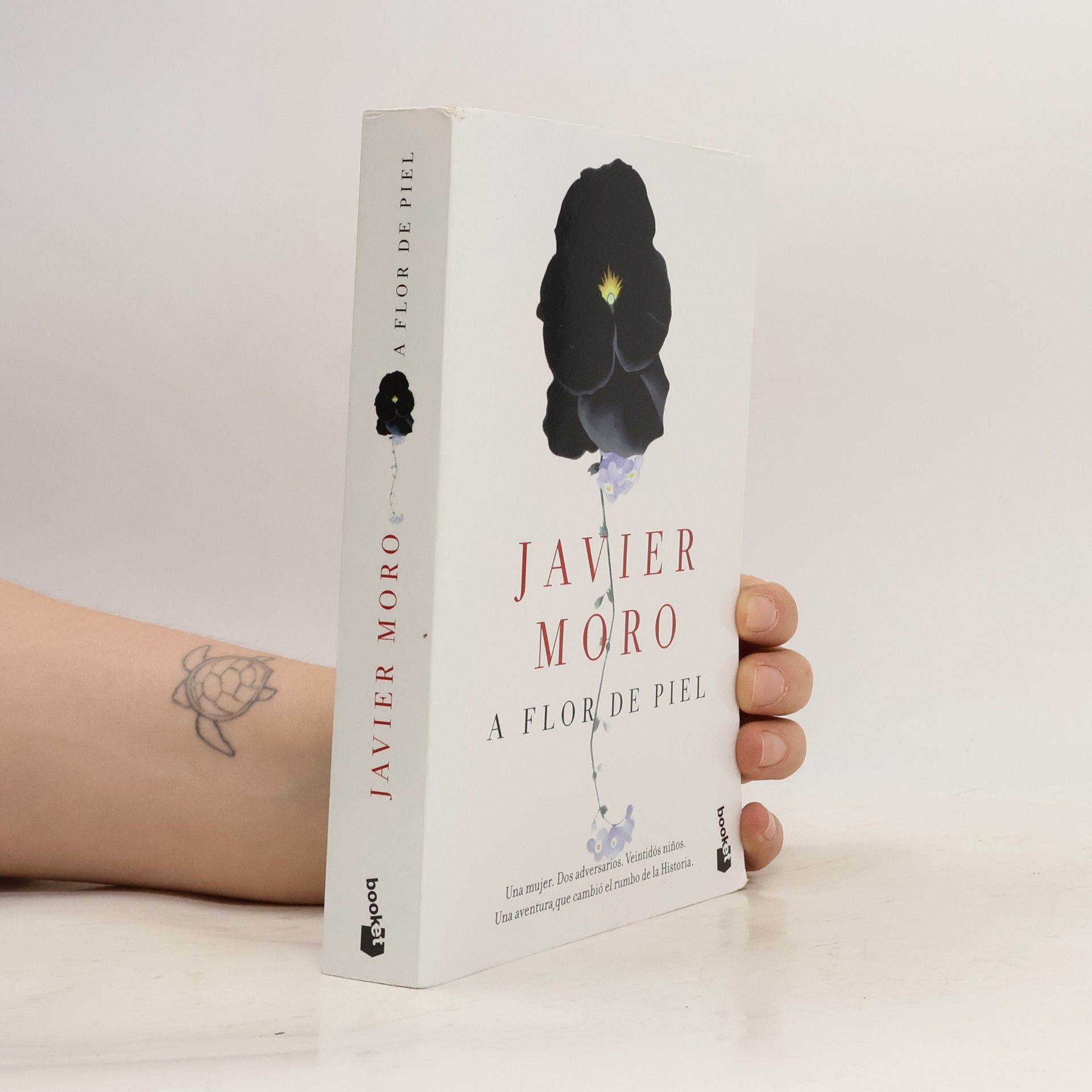 Javier Moro A flor de piel
