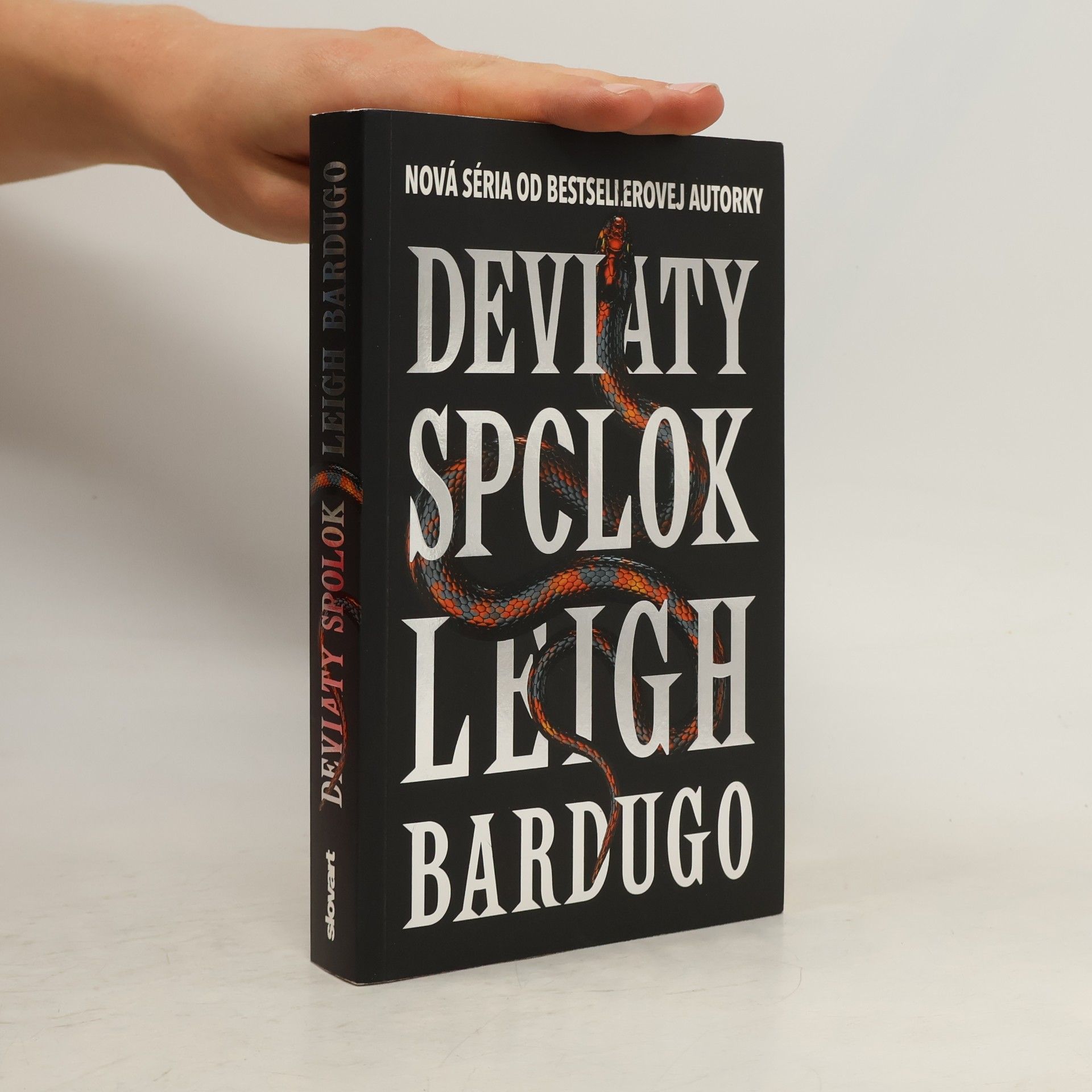 Leigh Bardugo Deviaty spolok