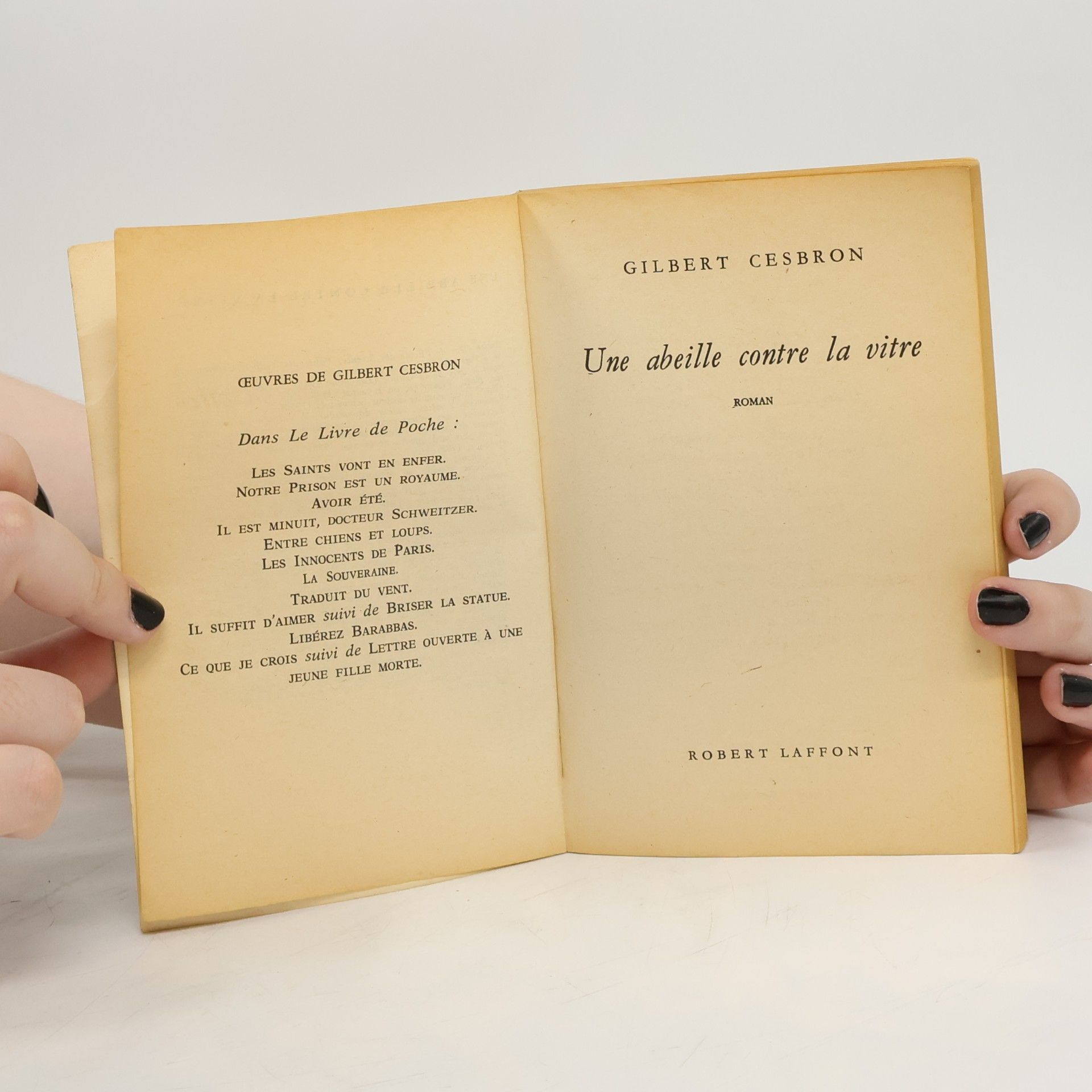 Gilbert Cesbron Une abeille contre la vitre