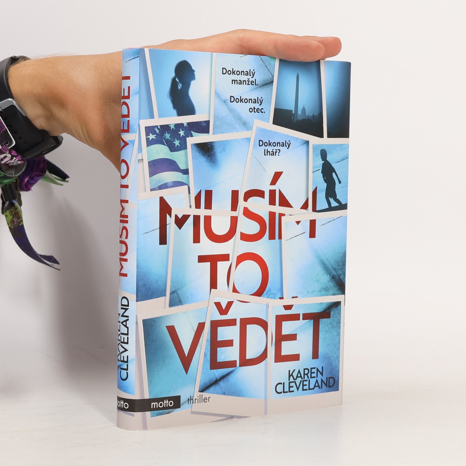 Karen Cleveland Musím to vědět