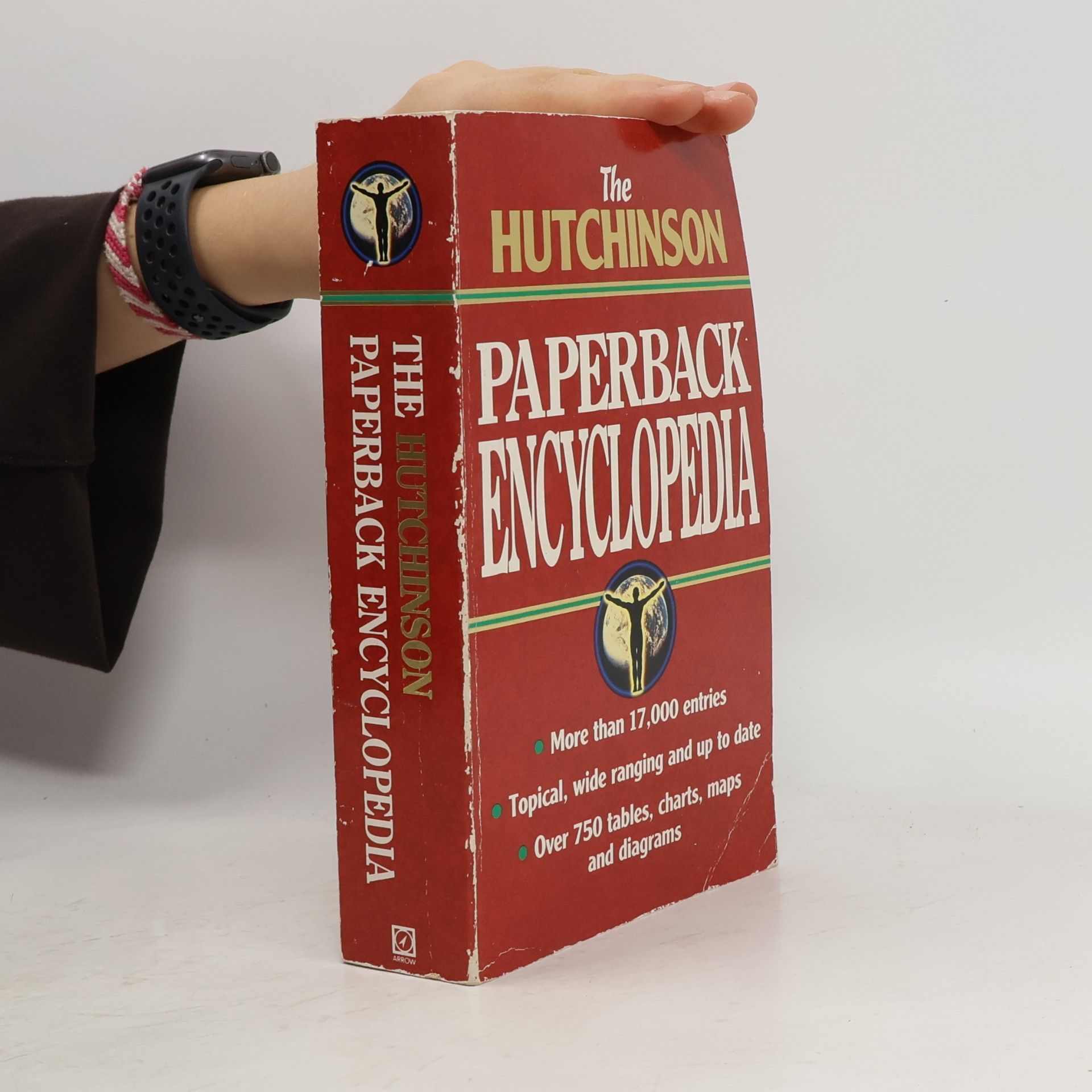 Autorenkollektiv The Hutchinson Paperback Encyclopedia
