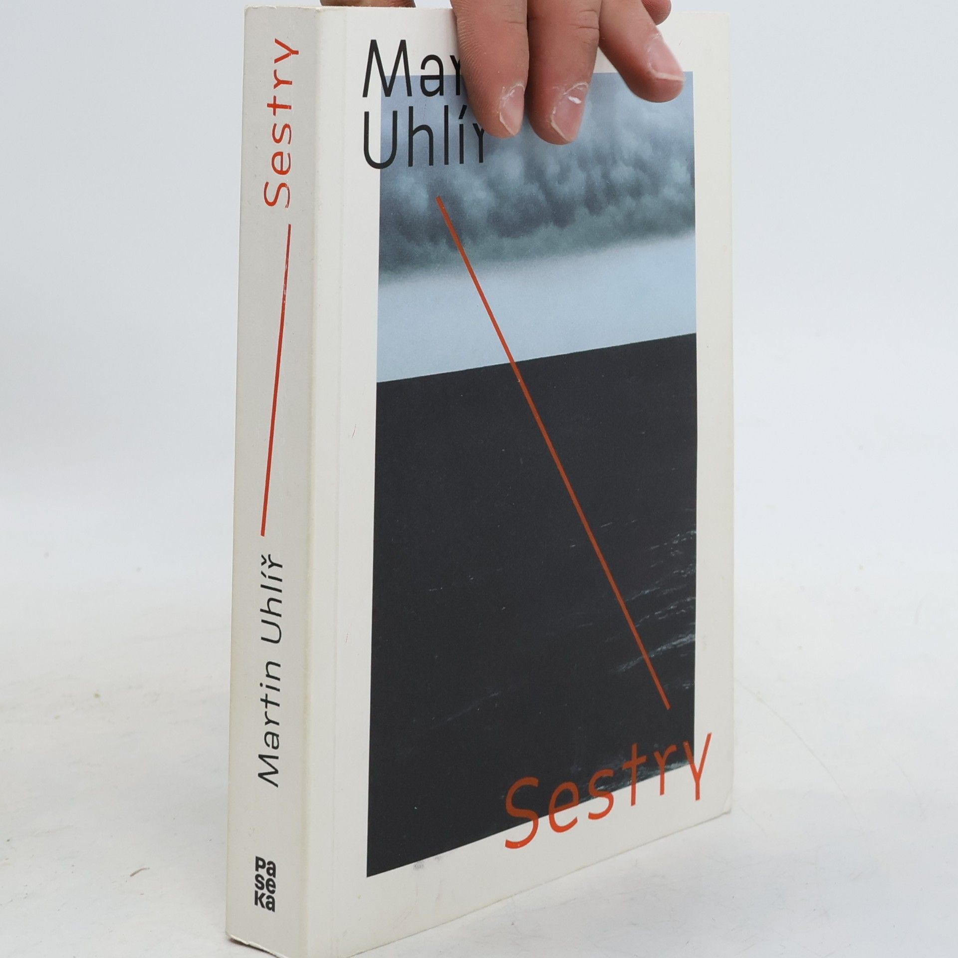 Martin Uhlíř Sestry