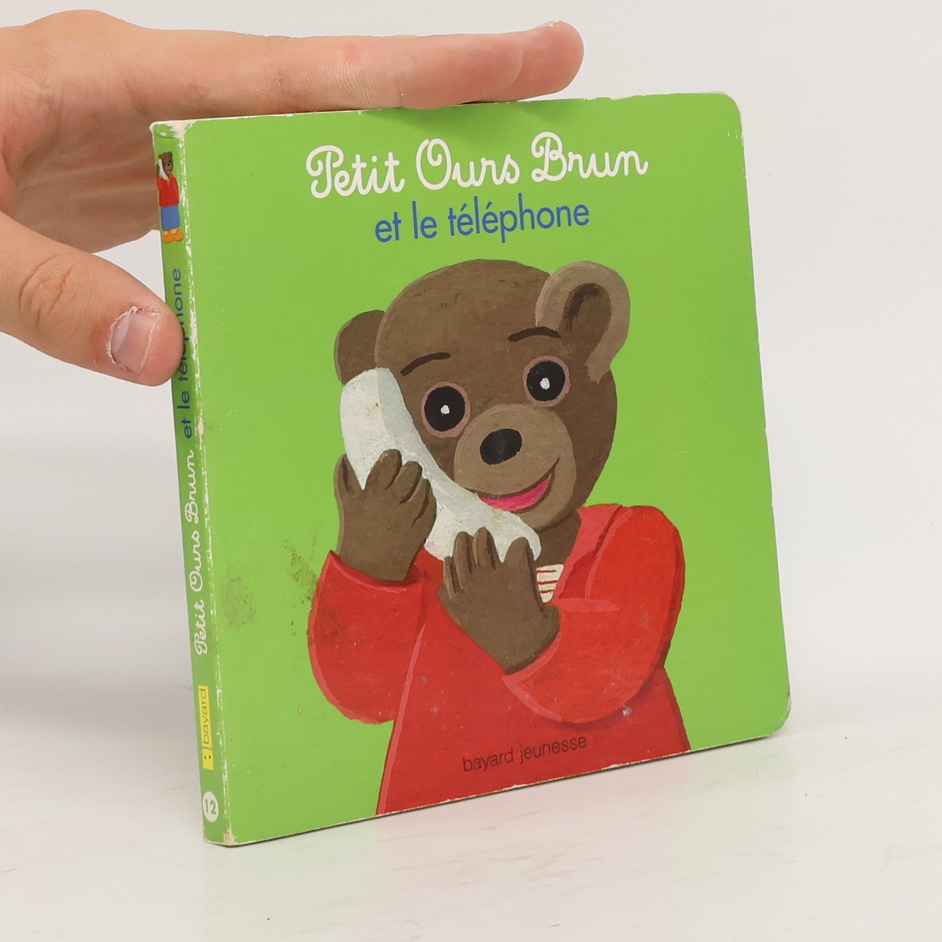 Petit Ours Brun et le téléphone