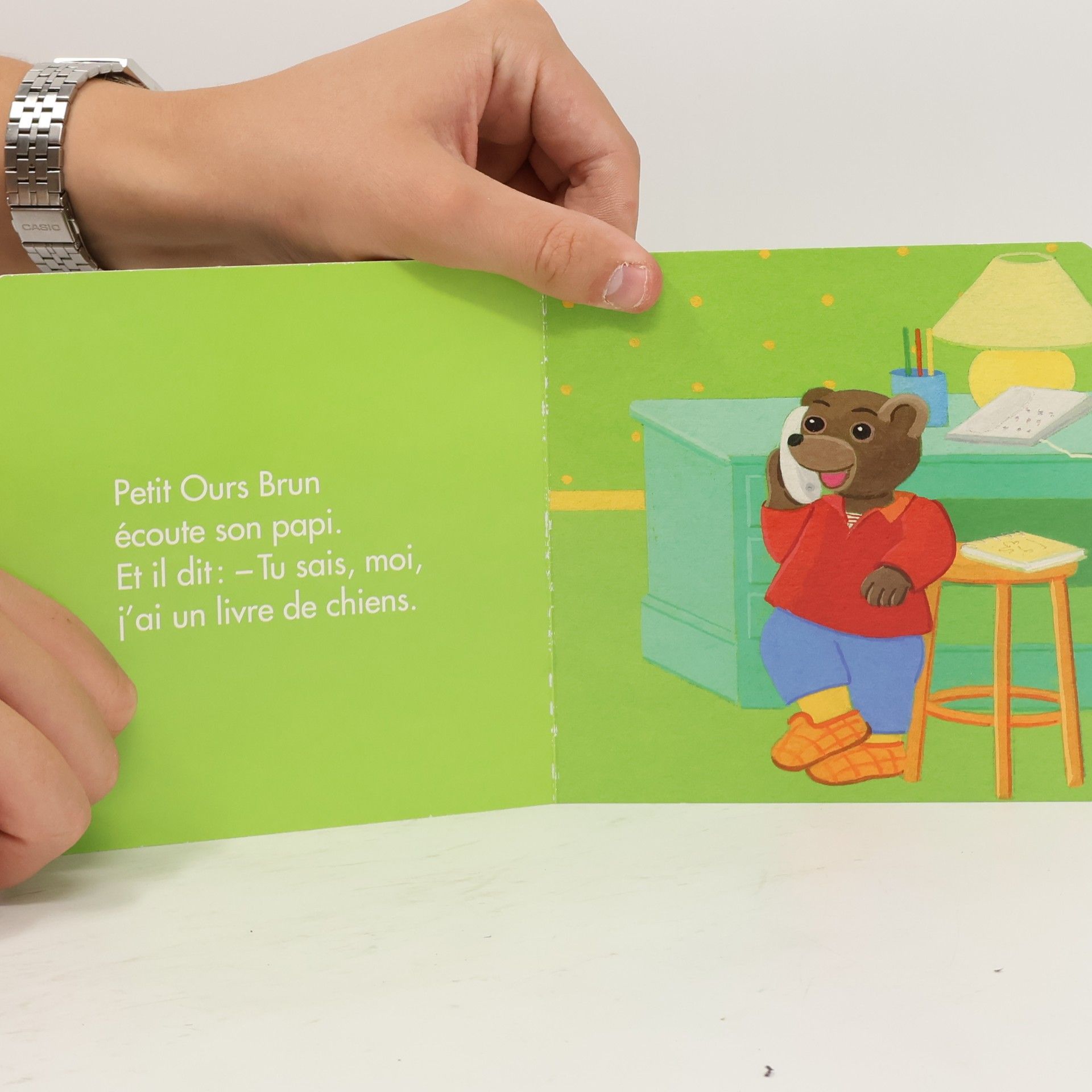 Marie Aubinais Petit Ours Brun et le téléphone