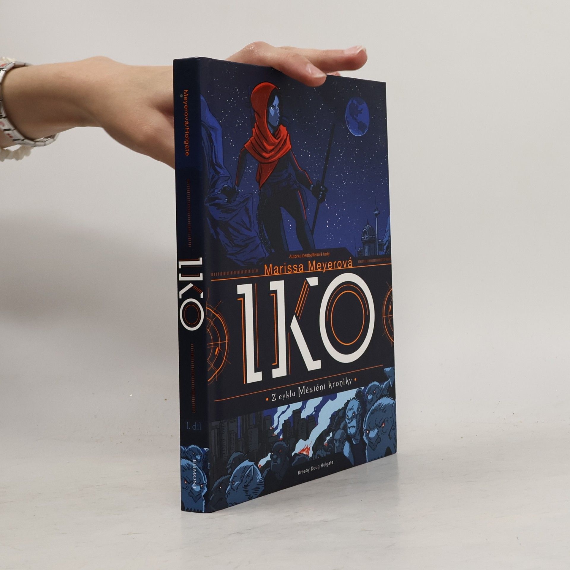 Marissa Meyer Iko. Z cyklu měsíční kroniky
