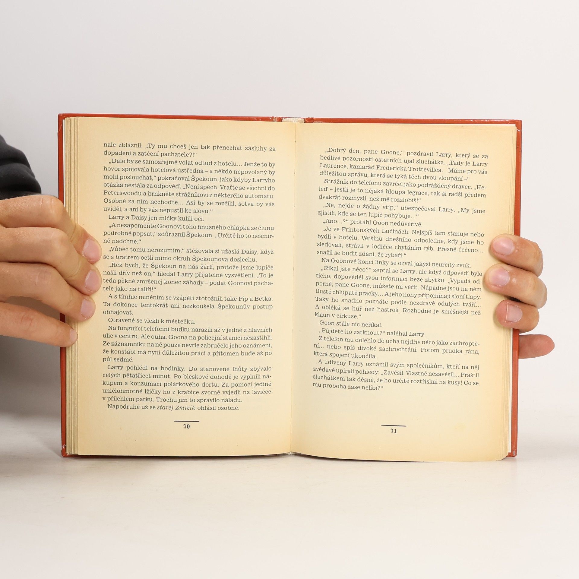 Enid Blyton Tajemství neviditelného lupiče