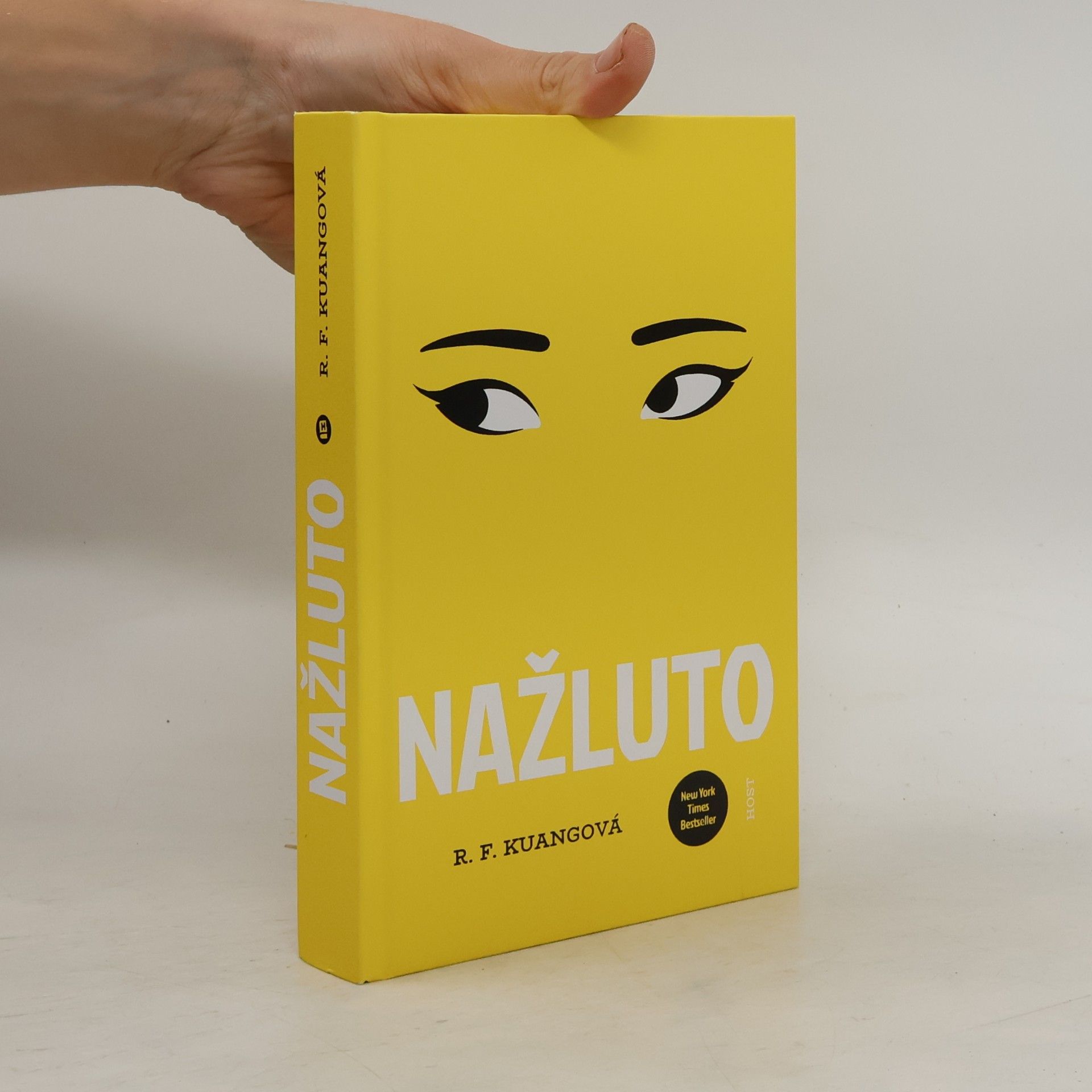 Rebecca Kuang Nažluto