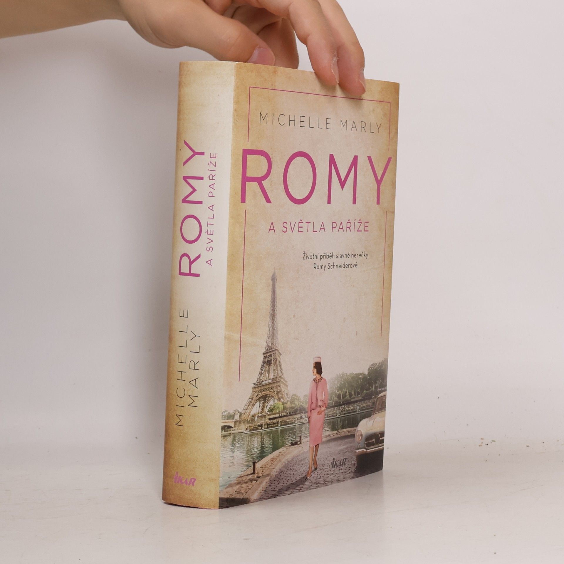 Micaela Jary Romy a světla Paříže