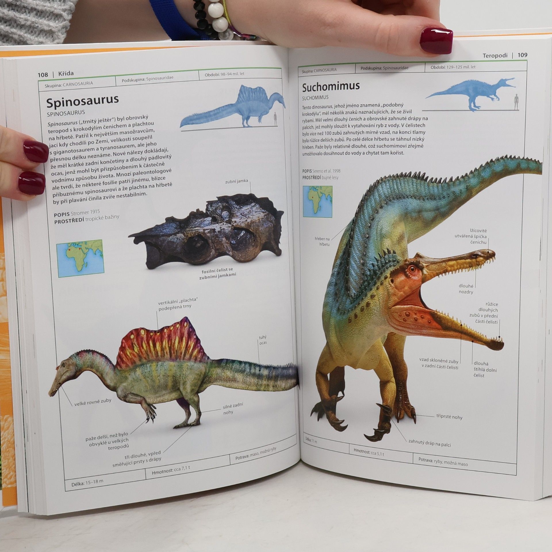 Hazel Richardson Dinosauři a další prehistorická zvířata