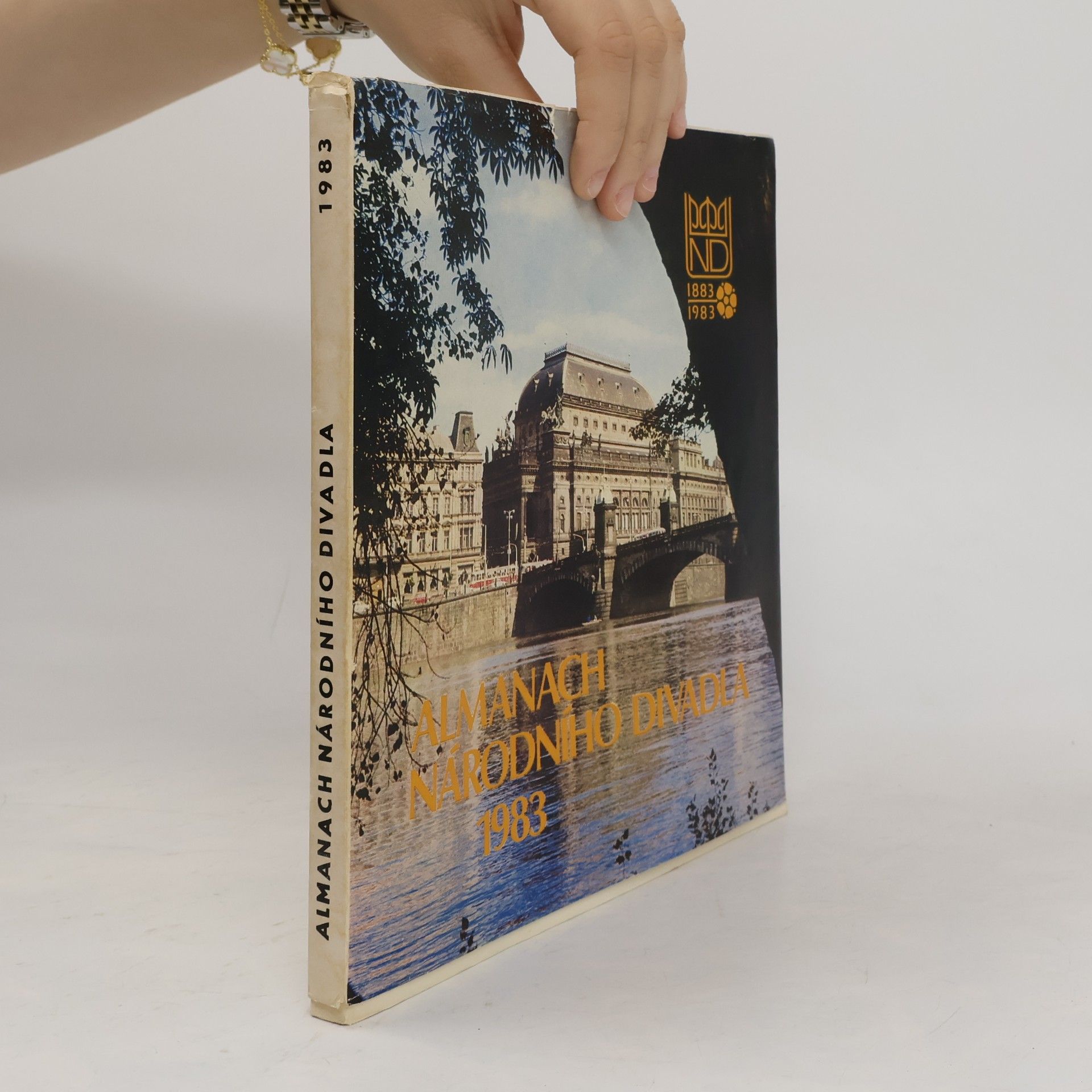Autorenkollektiv Almanach Národního divadla 1983