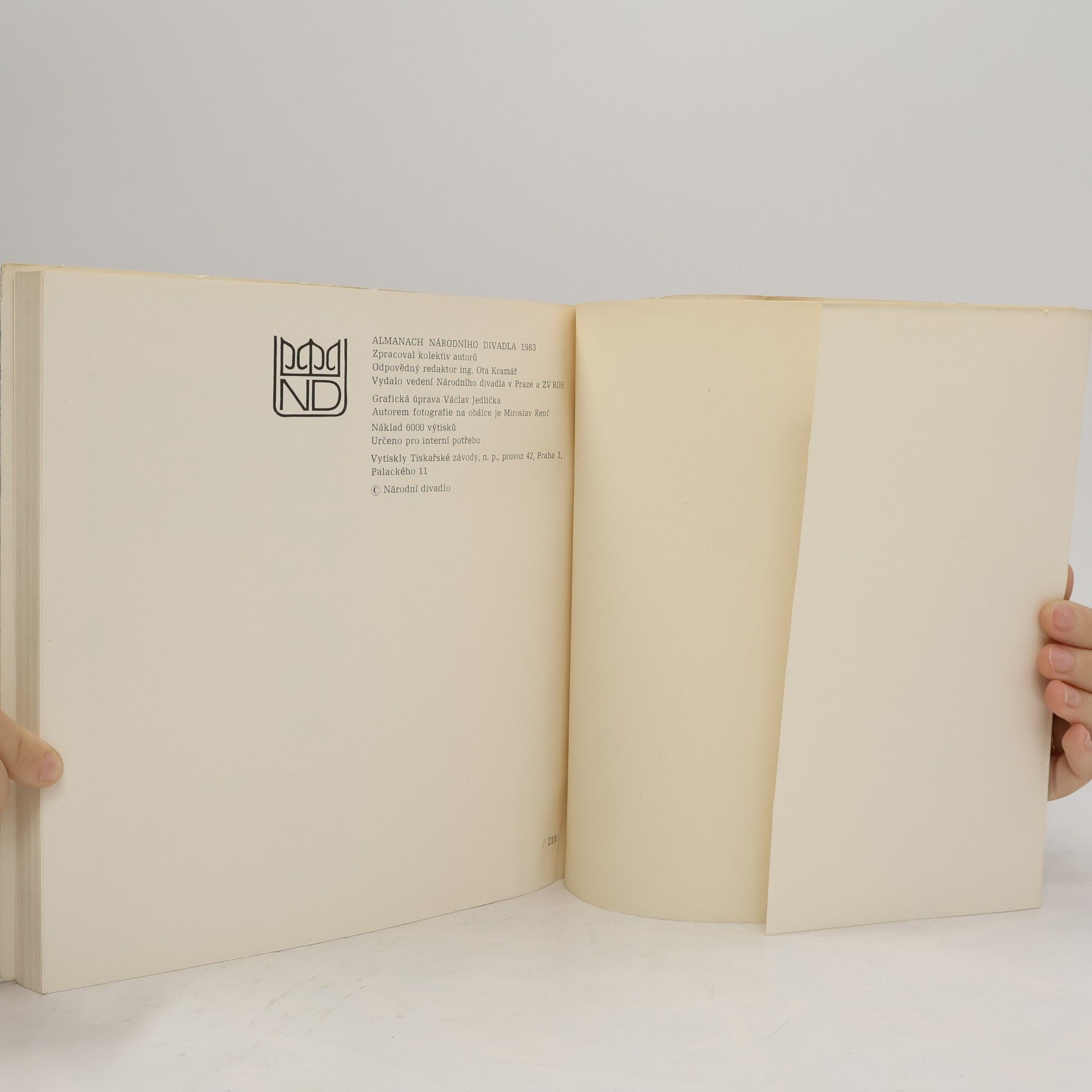 Autorenkollektiv Almanach Národního divadla 1983