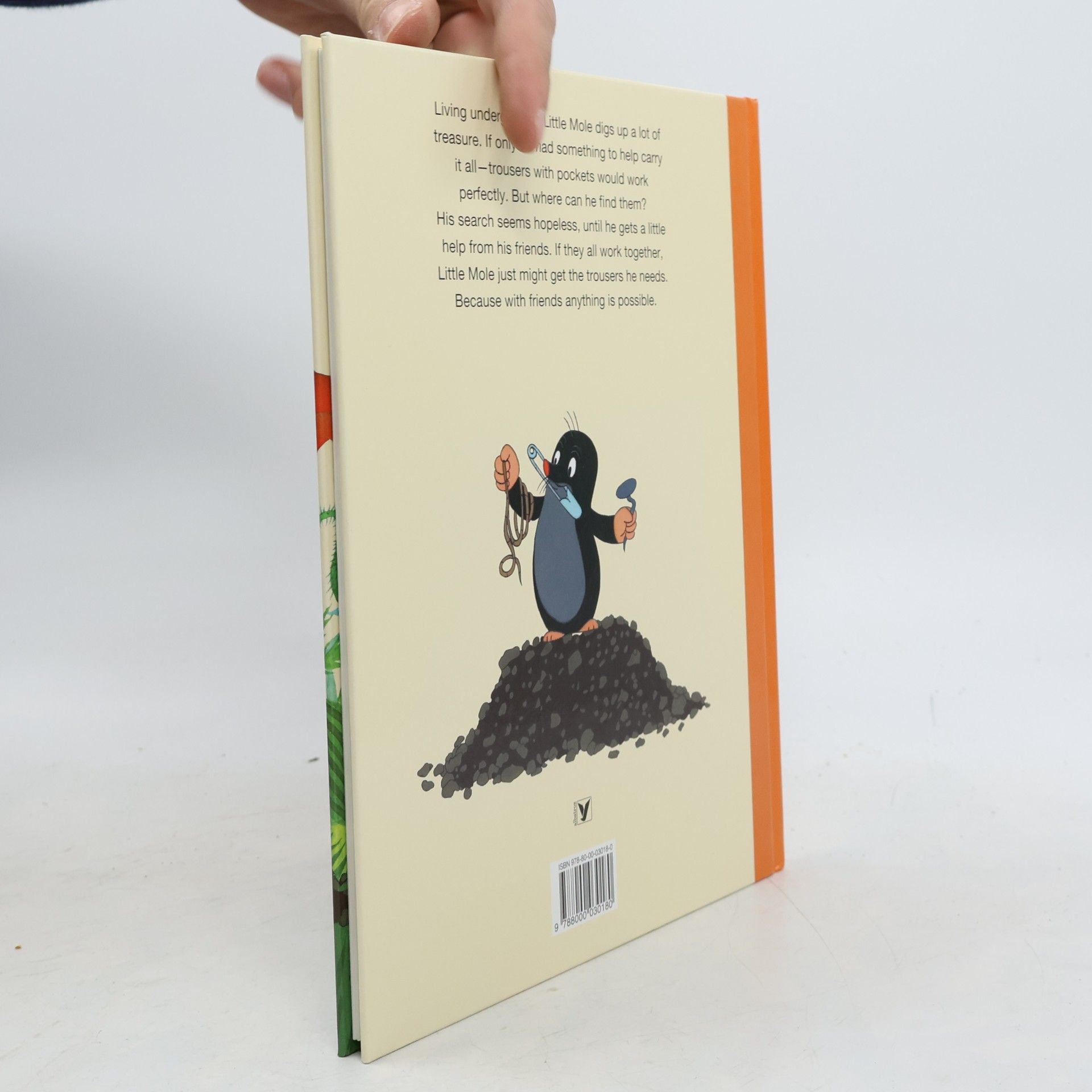 Zdeněk Miler How Little Mole Got His Trousers (Jak krtek ke kalhotkám přišel)
