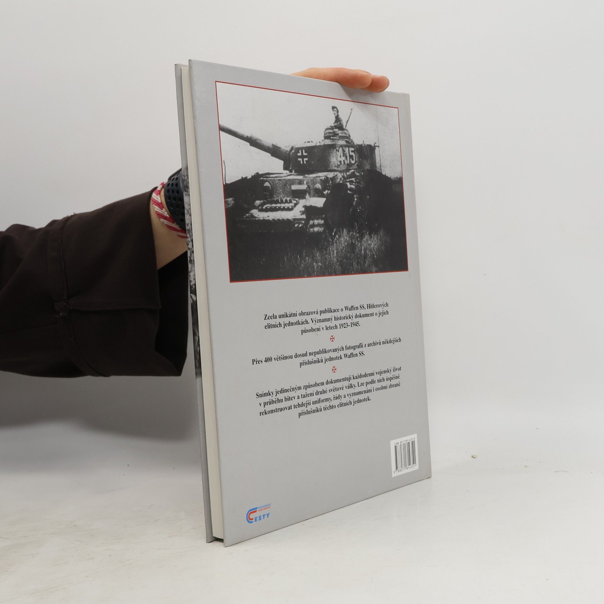 Christopher Ailsby Waffen-SS - Zbraně SS. Nepublikované fotografie 1923-1945
