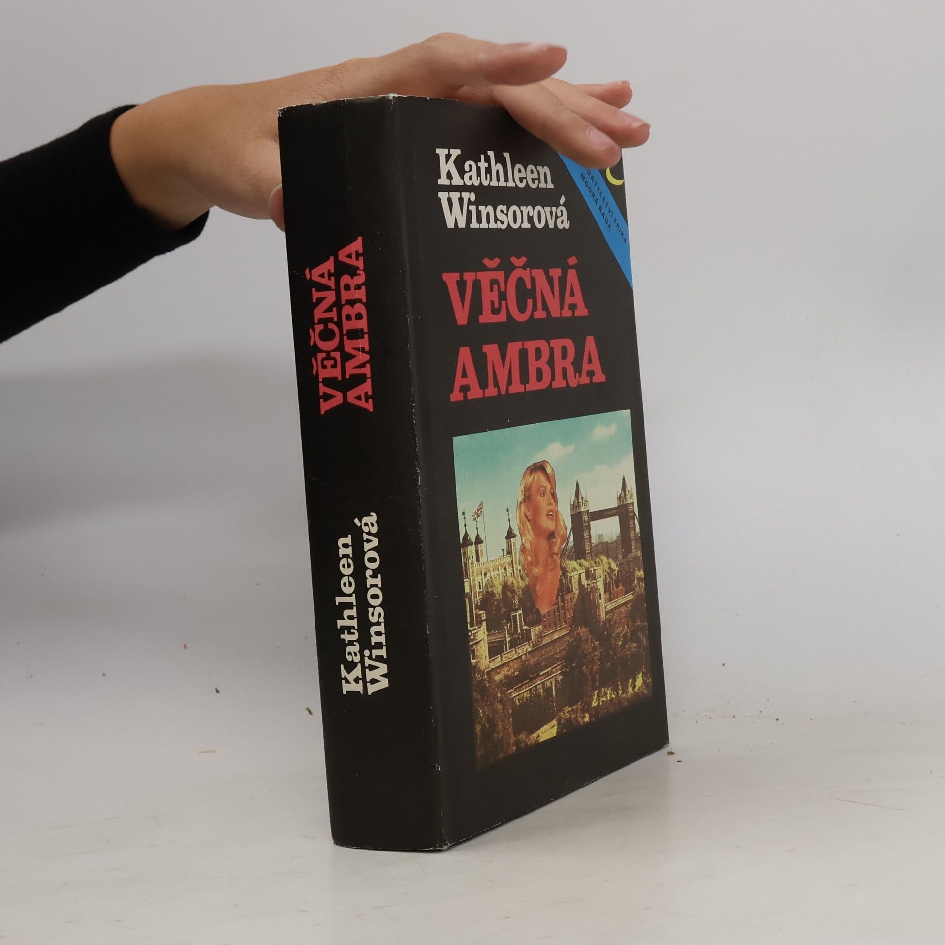 Kathleen Winsor Věčná Ambra