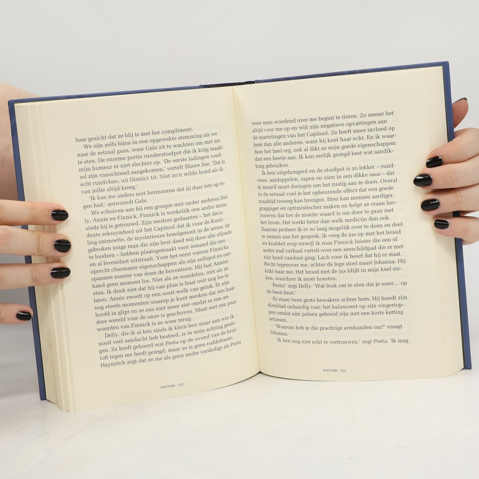 Suzanne Collins De Hongerspelen - 3: Spotgaai