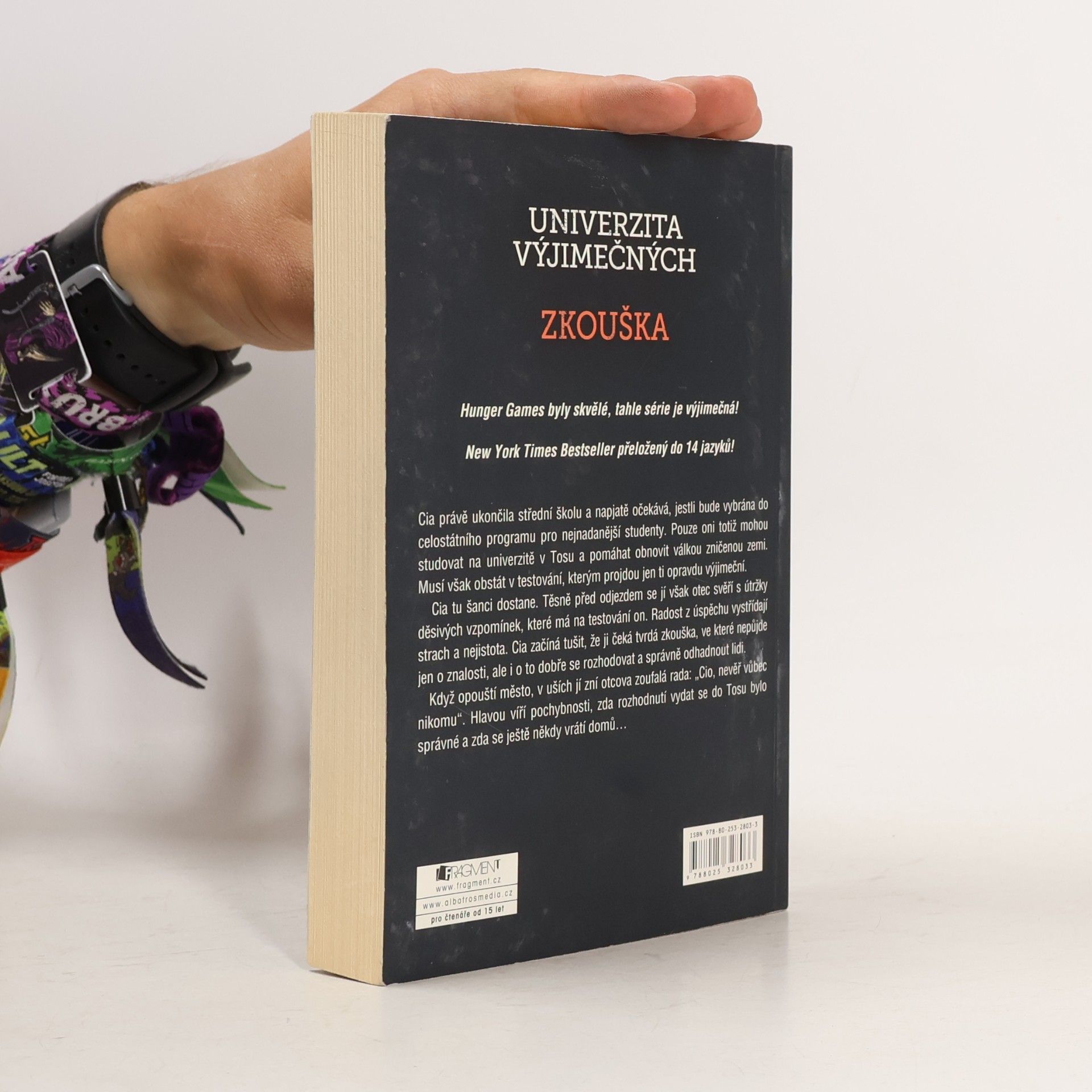 Joelle Charbonneau Univerzita výjimečných. Zkouška