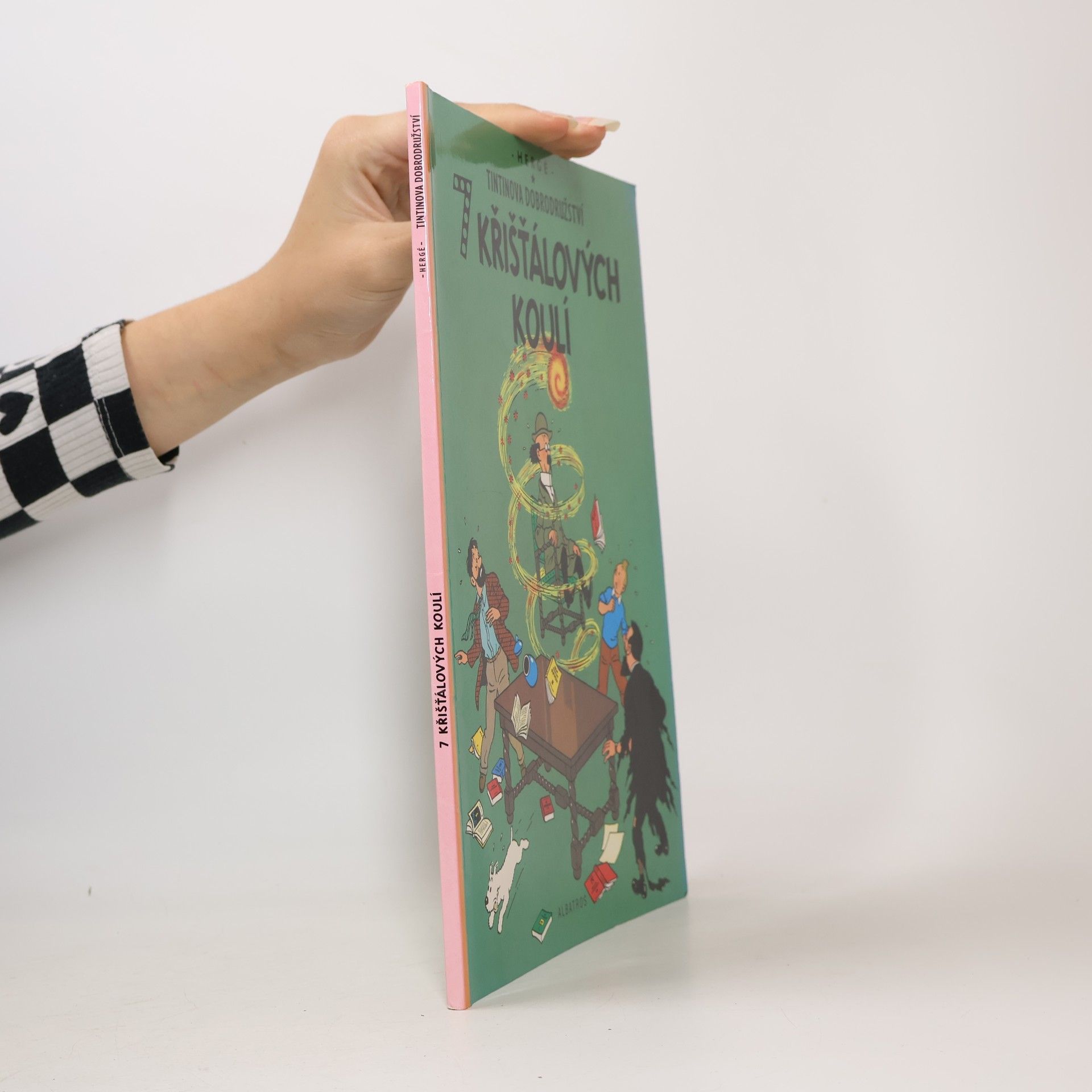 Hergé Tintinova dobrodružství. 7 křišťálových koulí