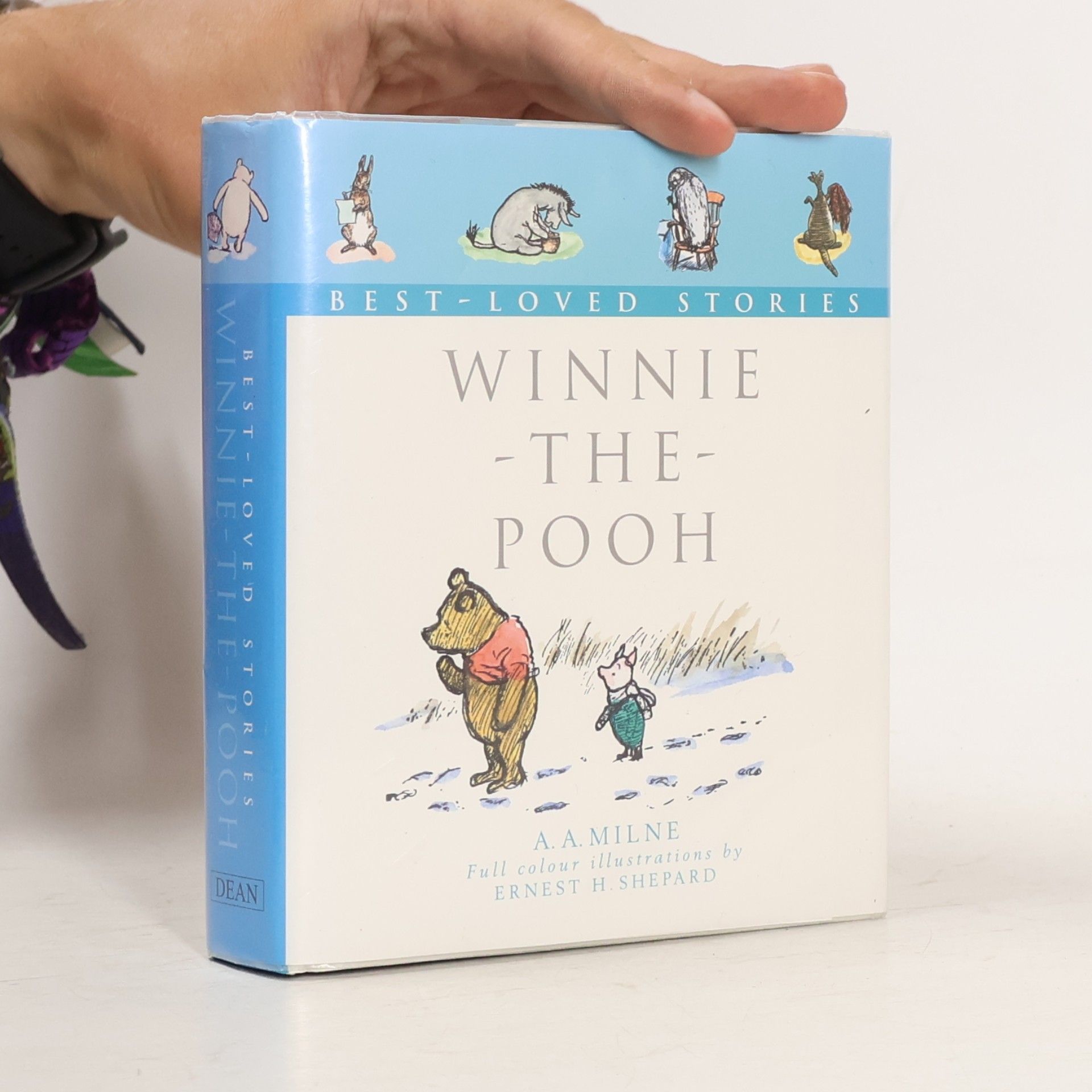 Best Loved Winnie the Pooh Stories