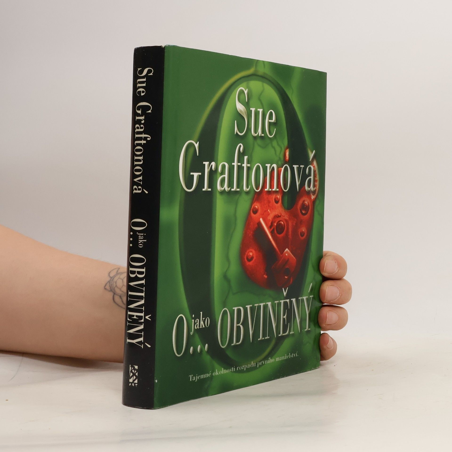 Sue Grafton O...jako obviněný