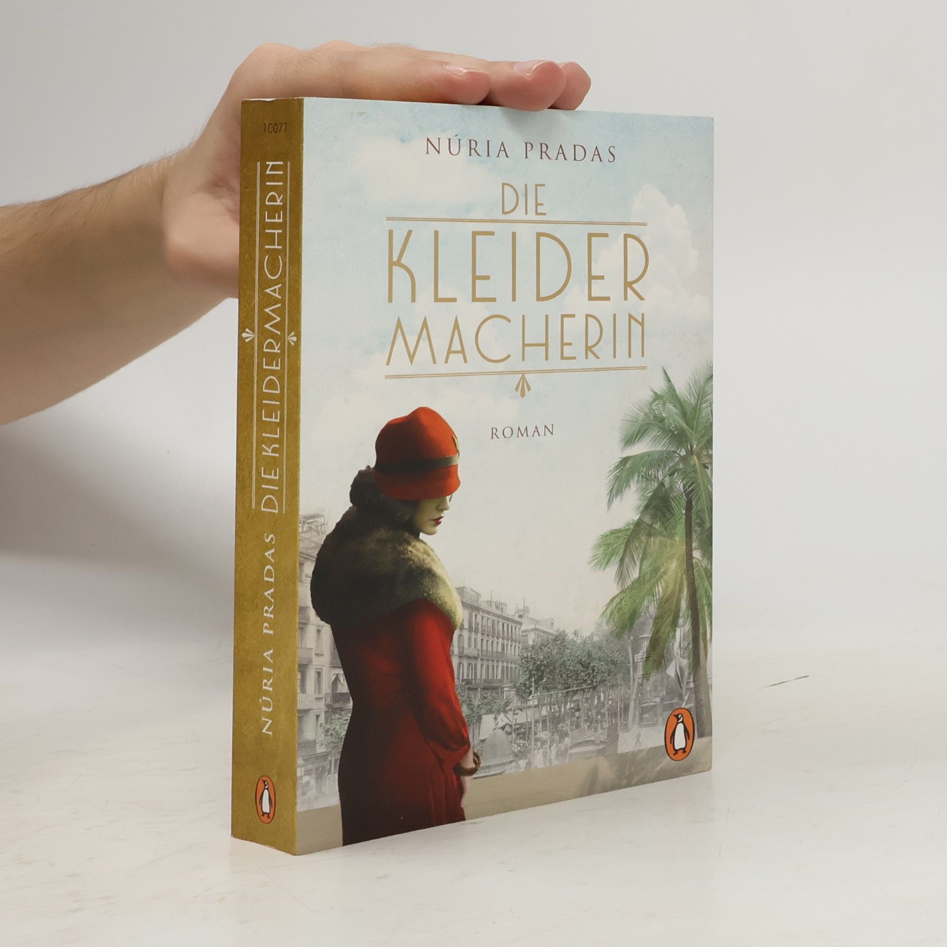 Núria Pradas Die Kleidermacherin