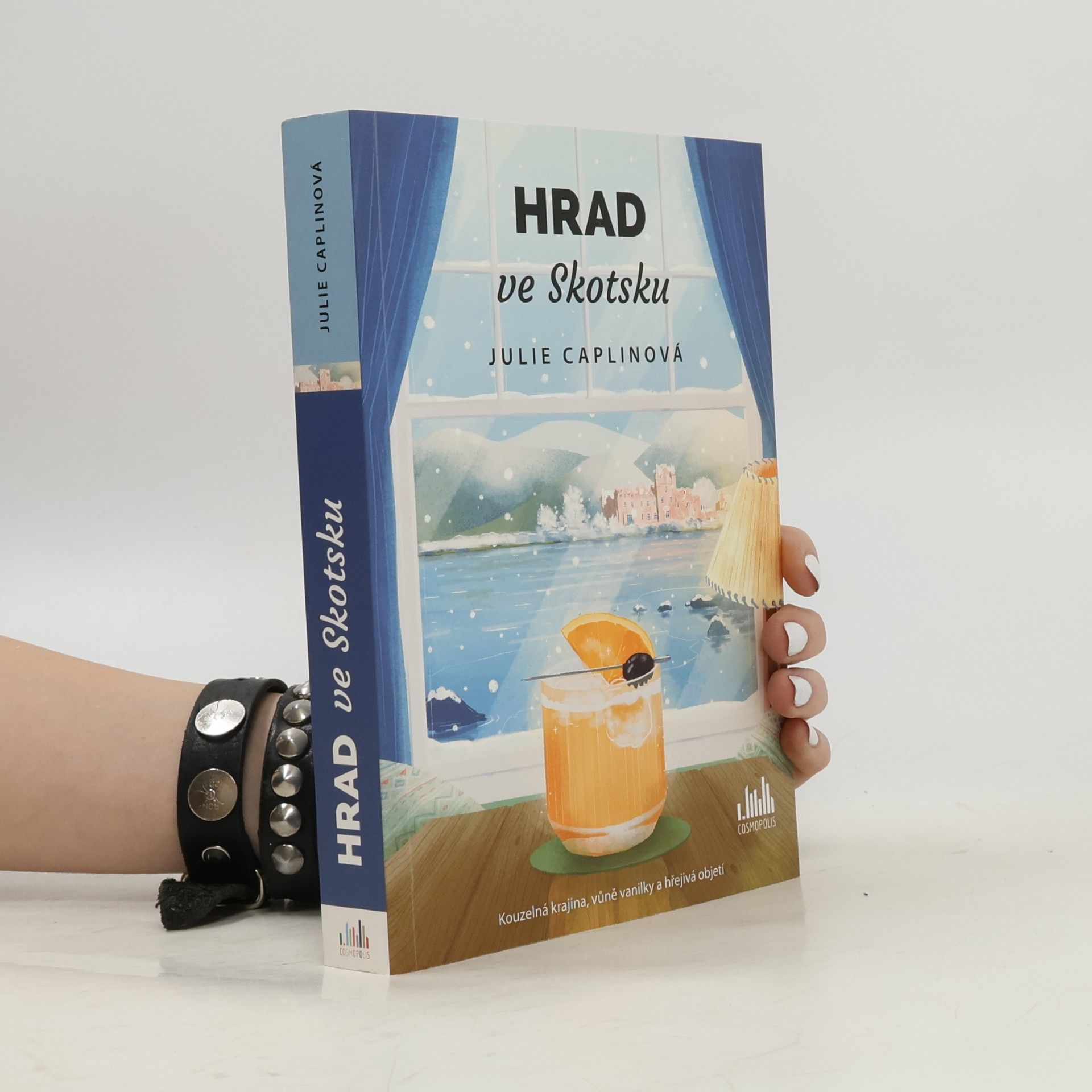 Julie Caplin Hrad ve Skotsku