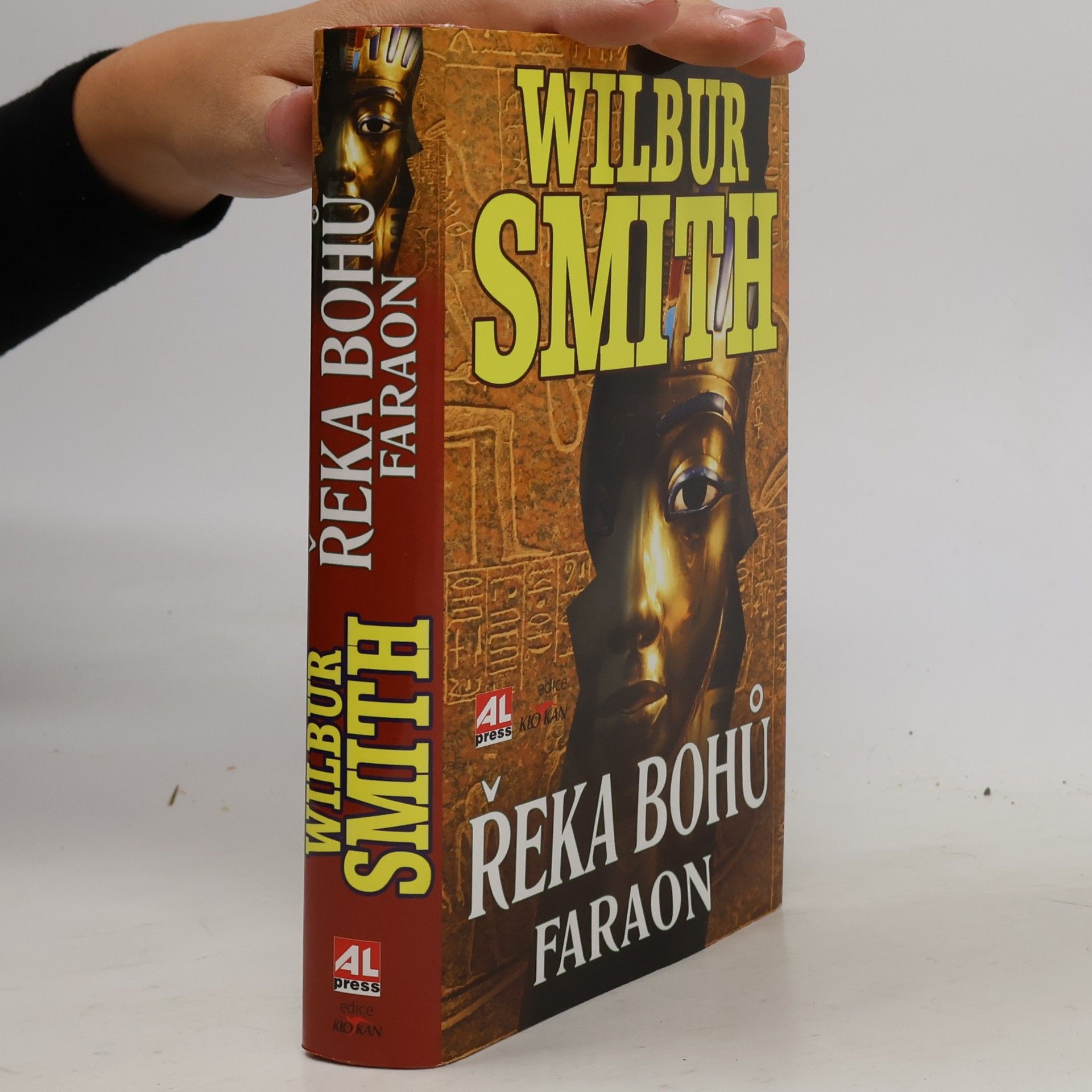 Wilbur Smith Řeka bohů 6. Faraon