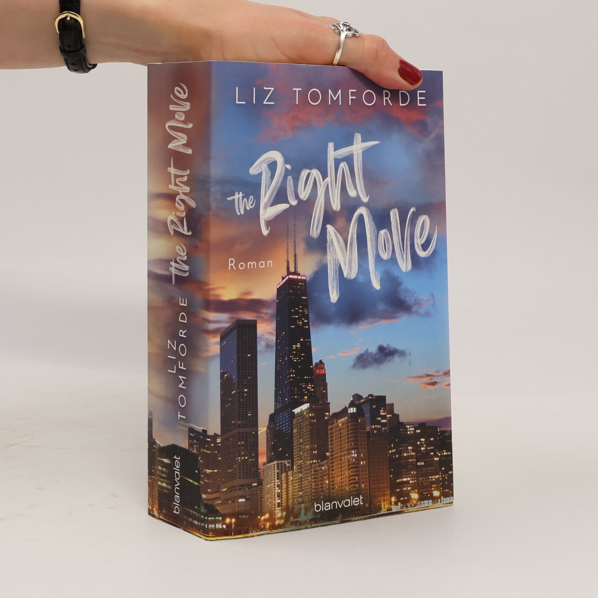 Liz Tomforde The Right Move