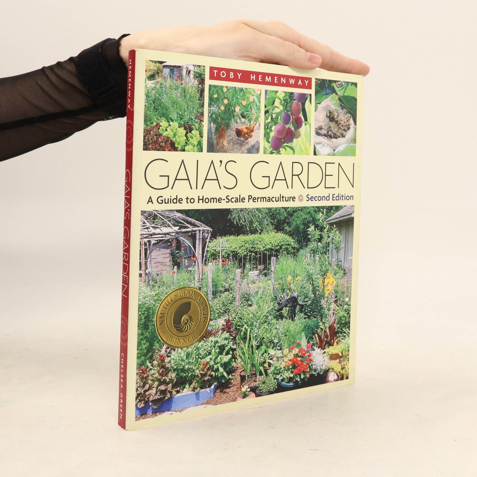 Gaia's garden : a guide to home-scale permaculture